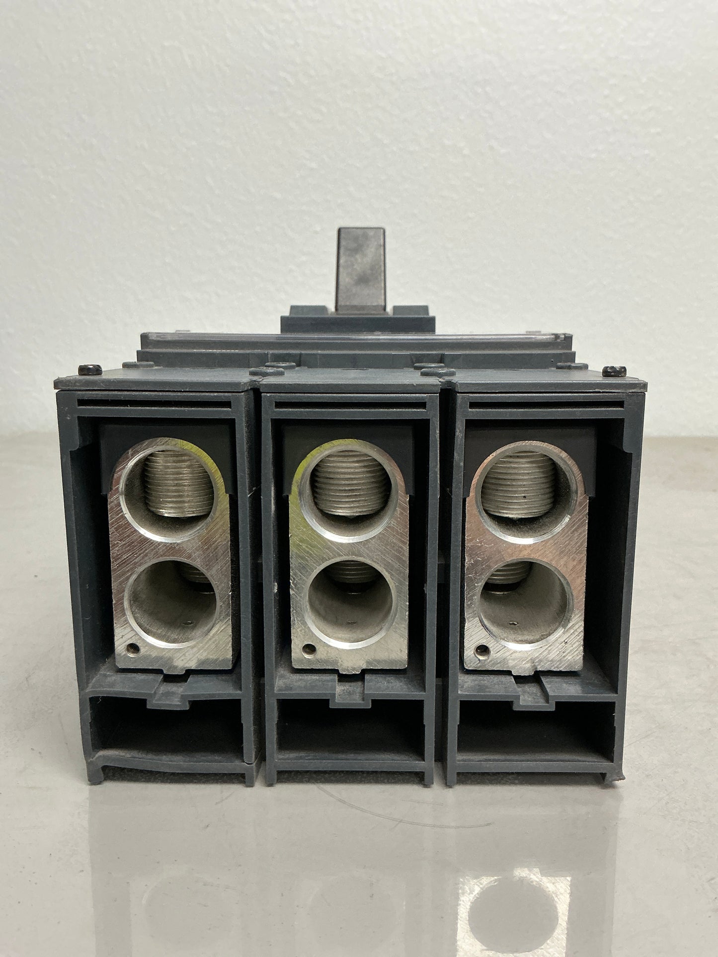 Used Square D LGP36400U31X 3 Poles, 400 Amps