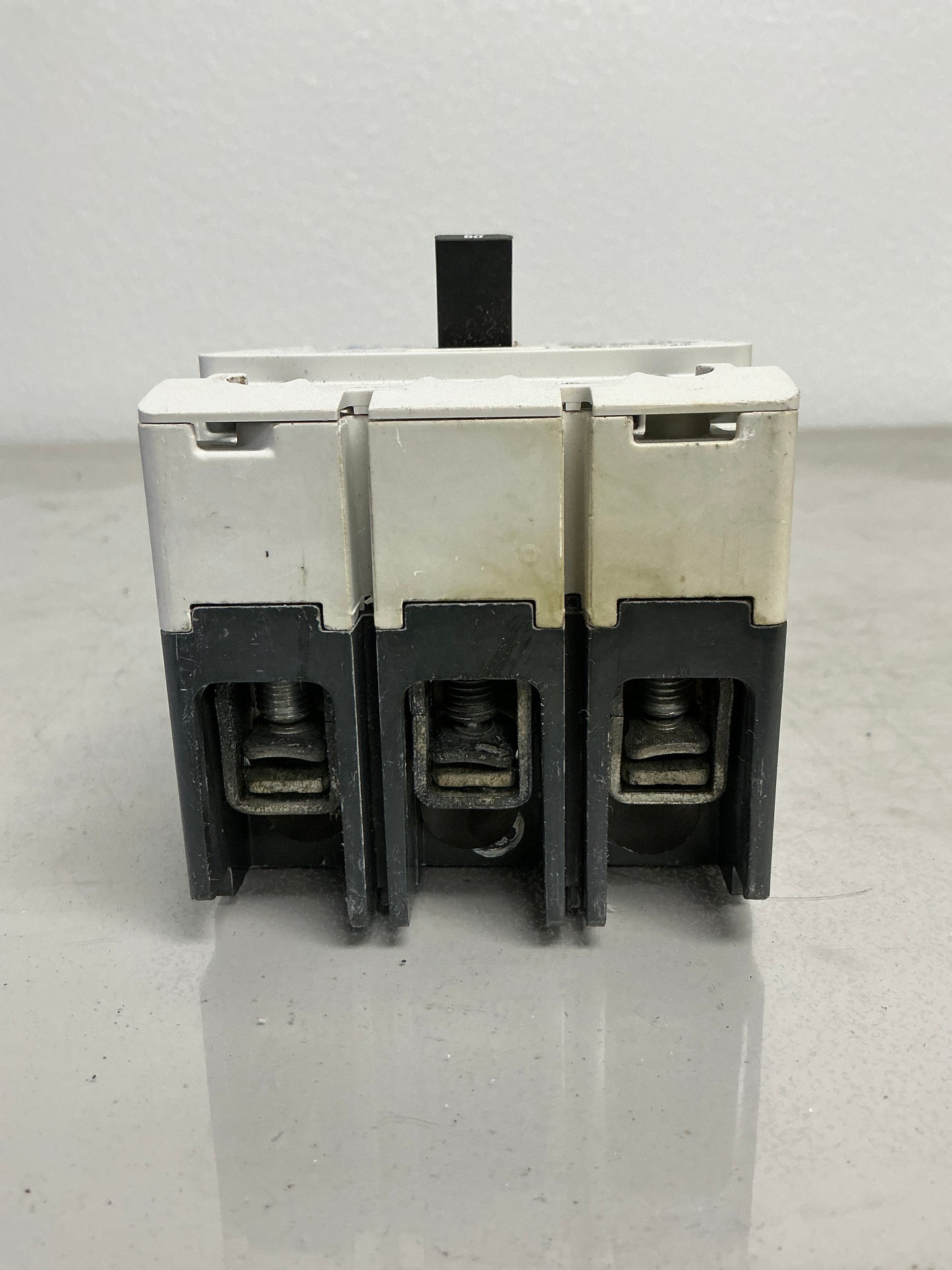 Used Eaton PDG13F0060TFFJ 3 Poles, 60 Amps