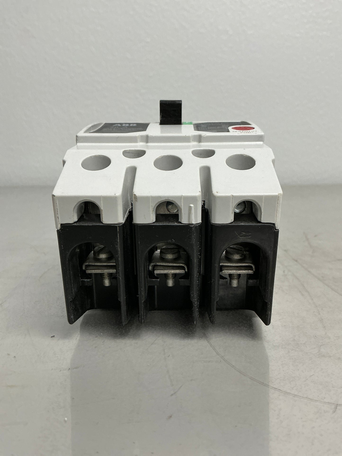 New ABB TEYH3020B 3 Pole, 20 Amps