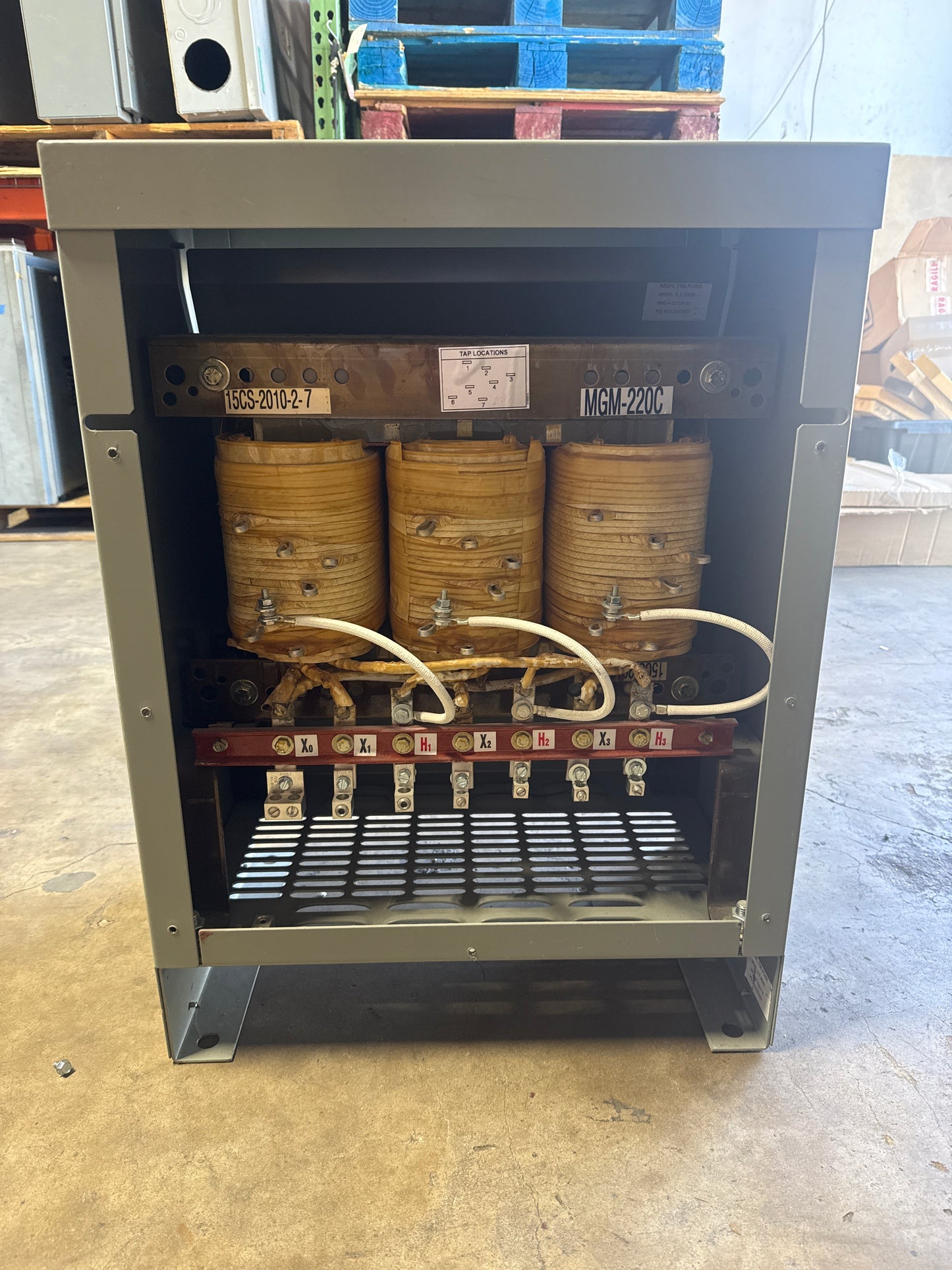 15 KVA Transformer, Primary 240, Seconday 208/120 Volts 3 Phase (item#t4)