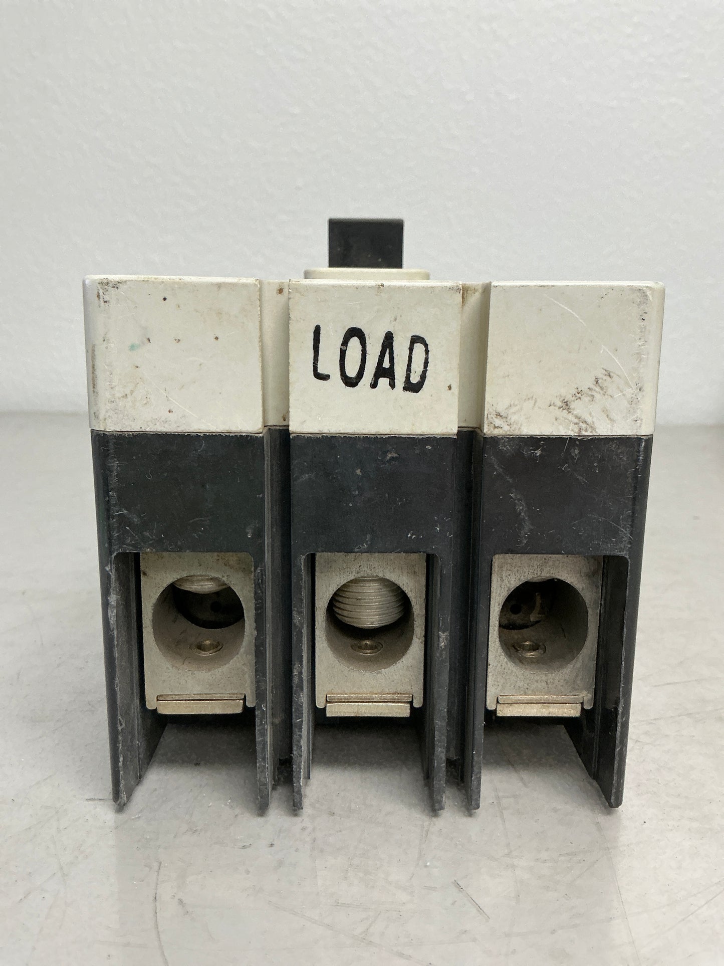 Used HJD3225 3 Pole, 250 Amps, 600 Volts