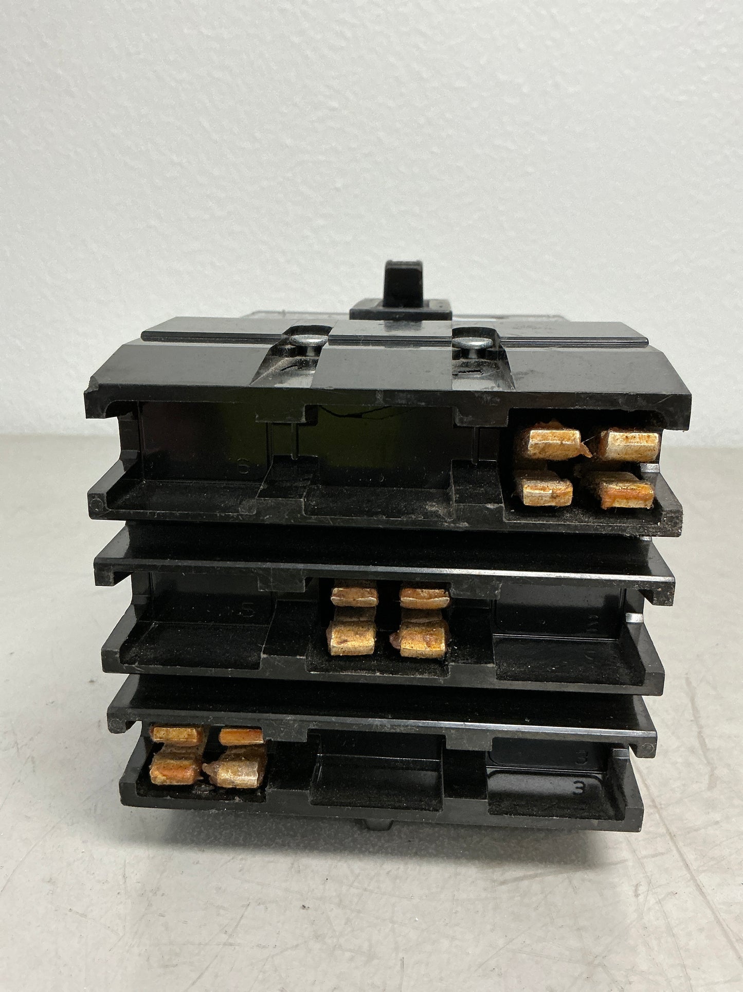 Used Square D QDA32125 3 Pole, 125 Amps