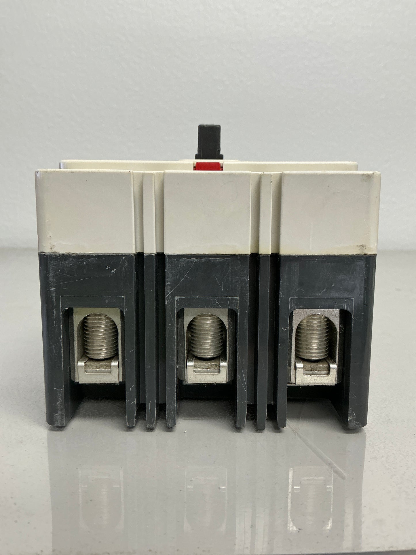 Used HFD3175BP10 175 Amps, 3 Poles, 600 Volts