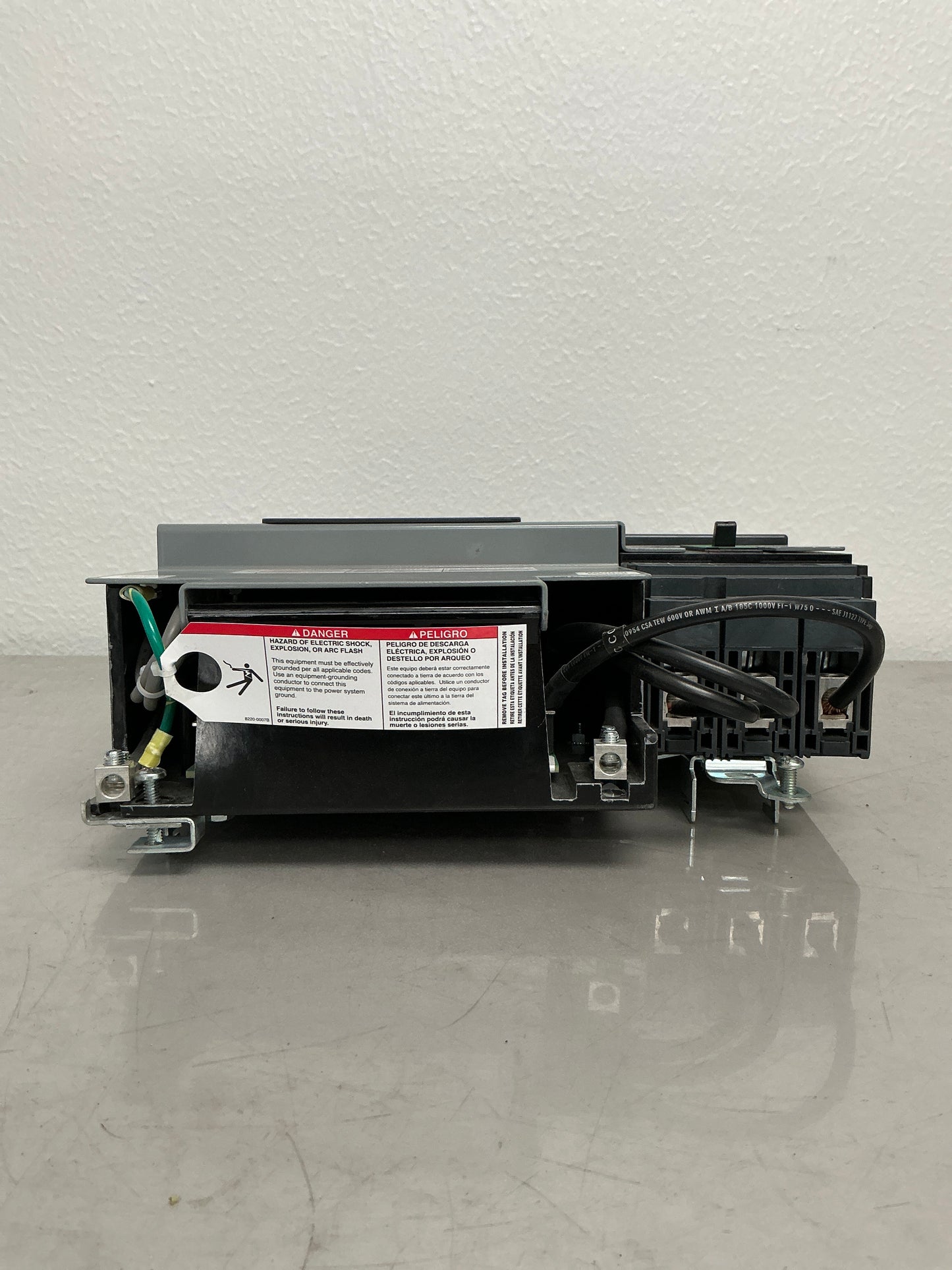 New Square D HL4IMA12C1 3 Phase Surgelogic