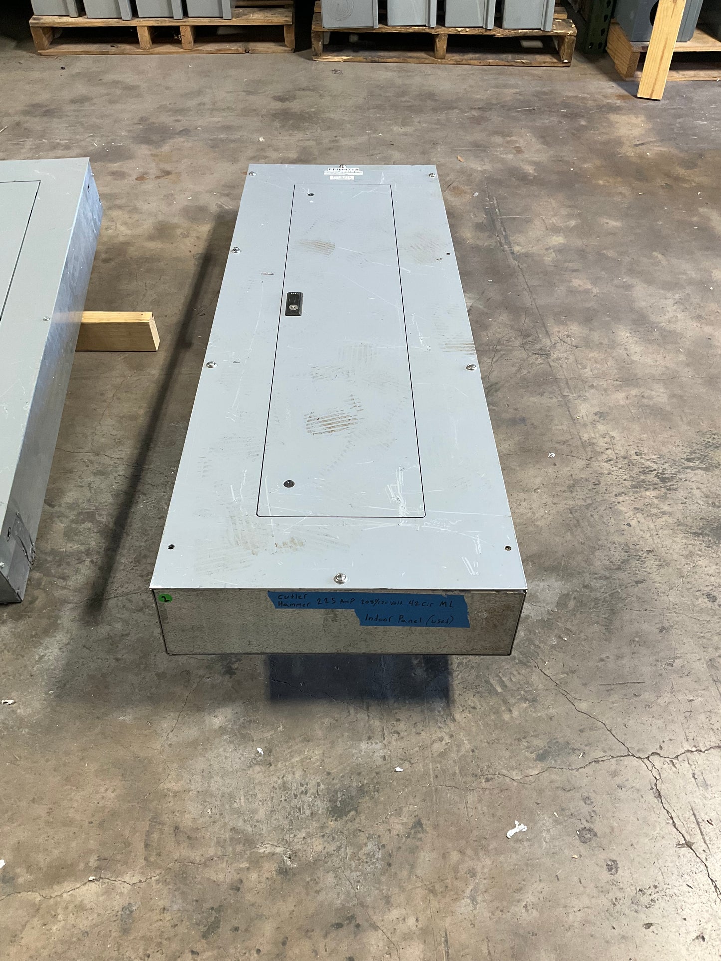Used Cutler-Hammer Panelboard PRL-1A Main Lug 225 Amp 42 Circuit 3 Phase 4 Wire 208/120 Volt (item#p4)