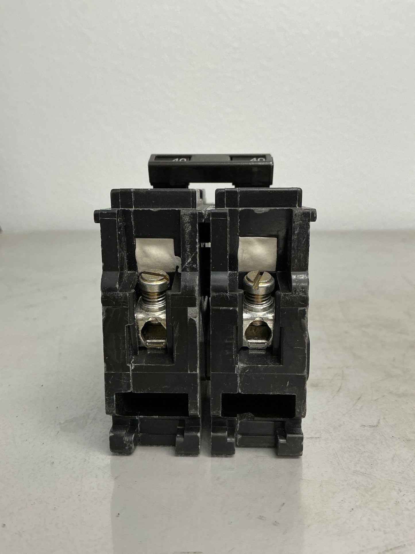 New Siemens BQ2B040 2 Pole, 40 Amps, 240 Volts