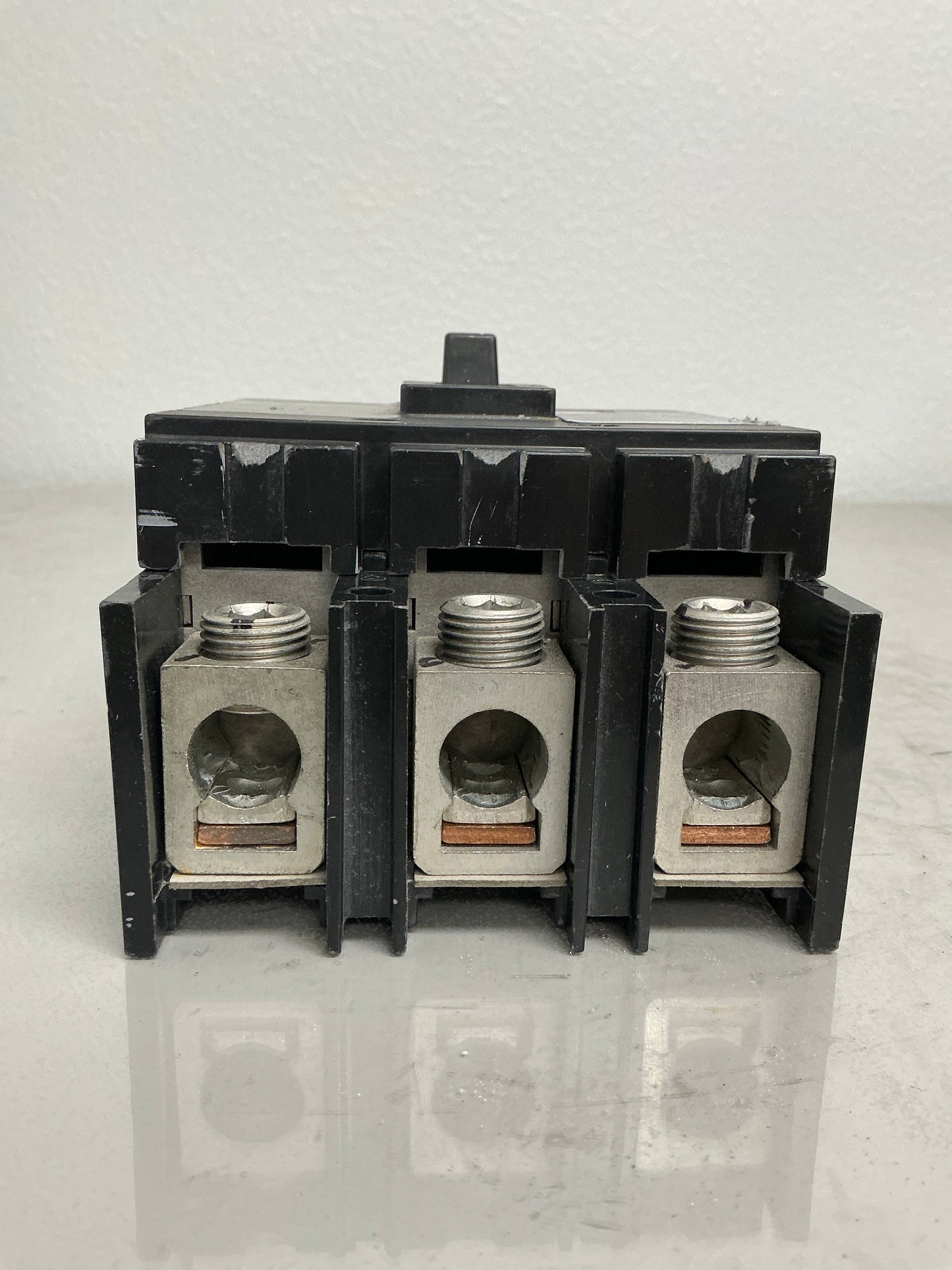 Used Square D QGL32150 3 Pole, 150 Amps, 240 Volts Circuit Breaker