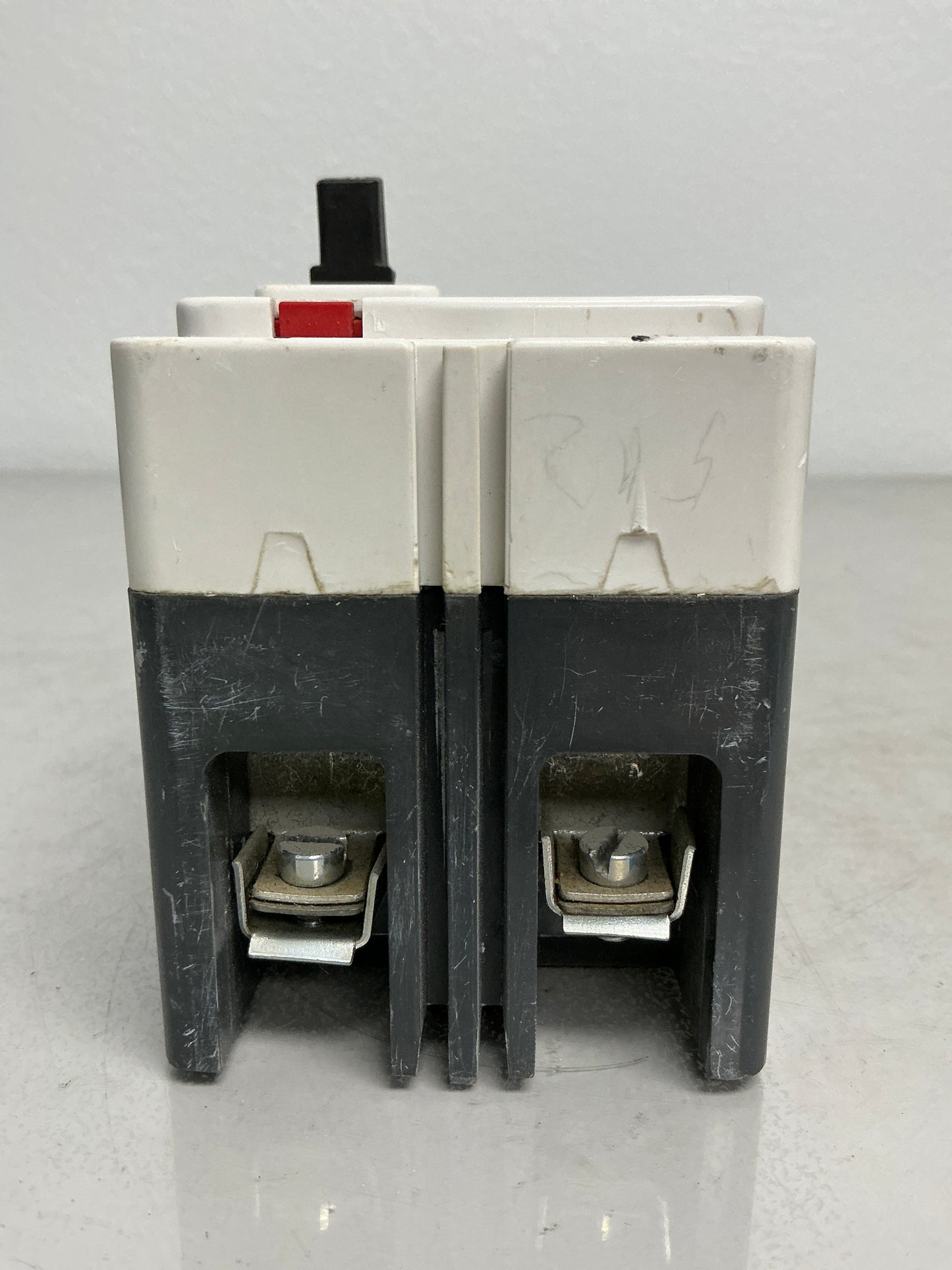 Used Eaton EHD2020L 2 Poles, 20 Amps, 480 Volts