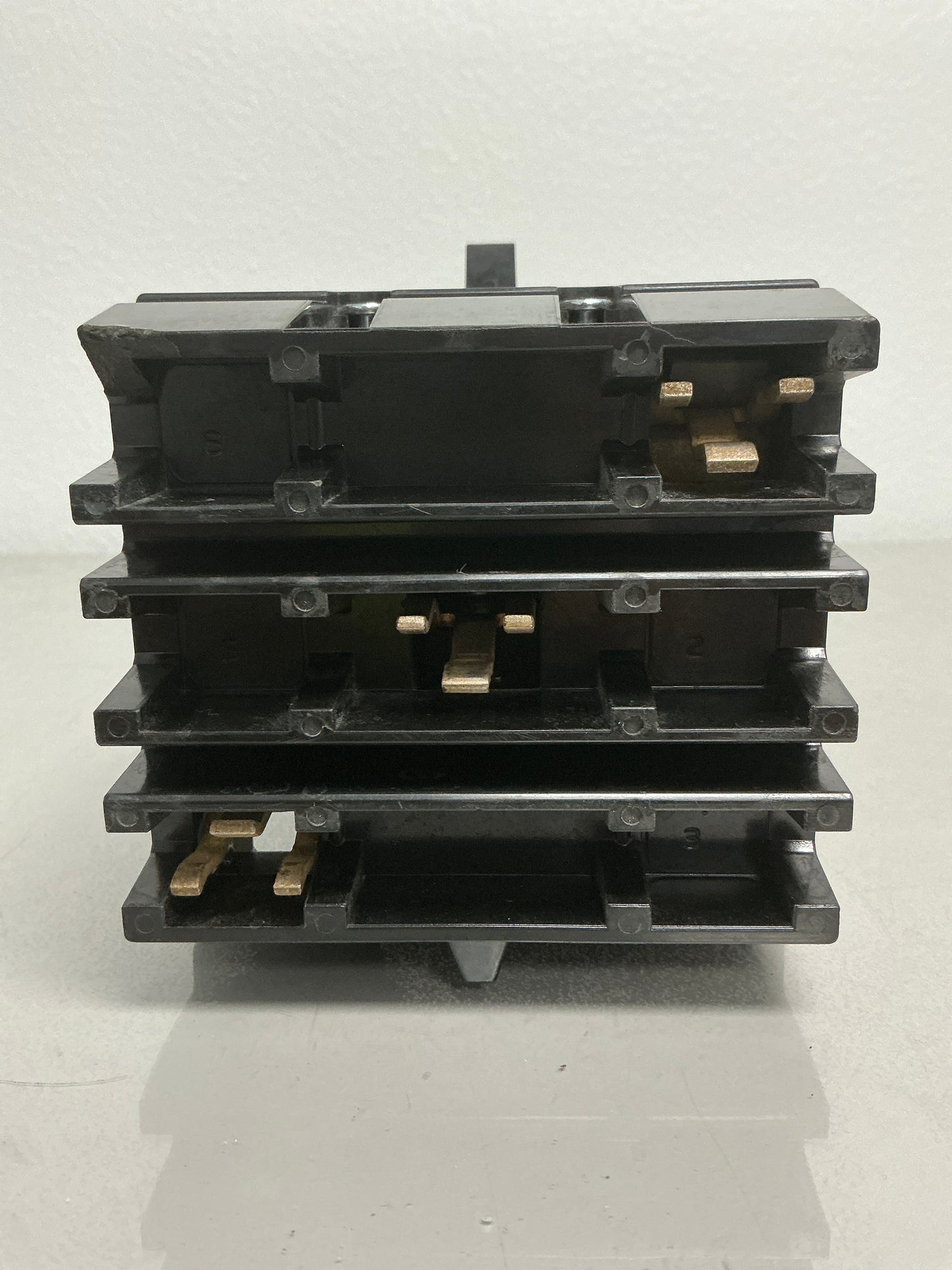 *CHIPPED* Used Square D FA34030 3 Pole, 480 Volts, 30 Amps