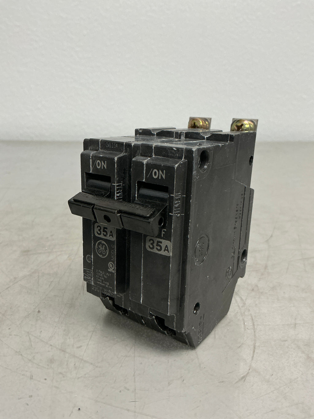Used THQB2135 2 Pole, 35 Amps, 240 Volts