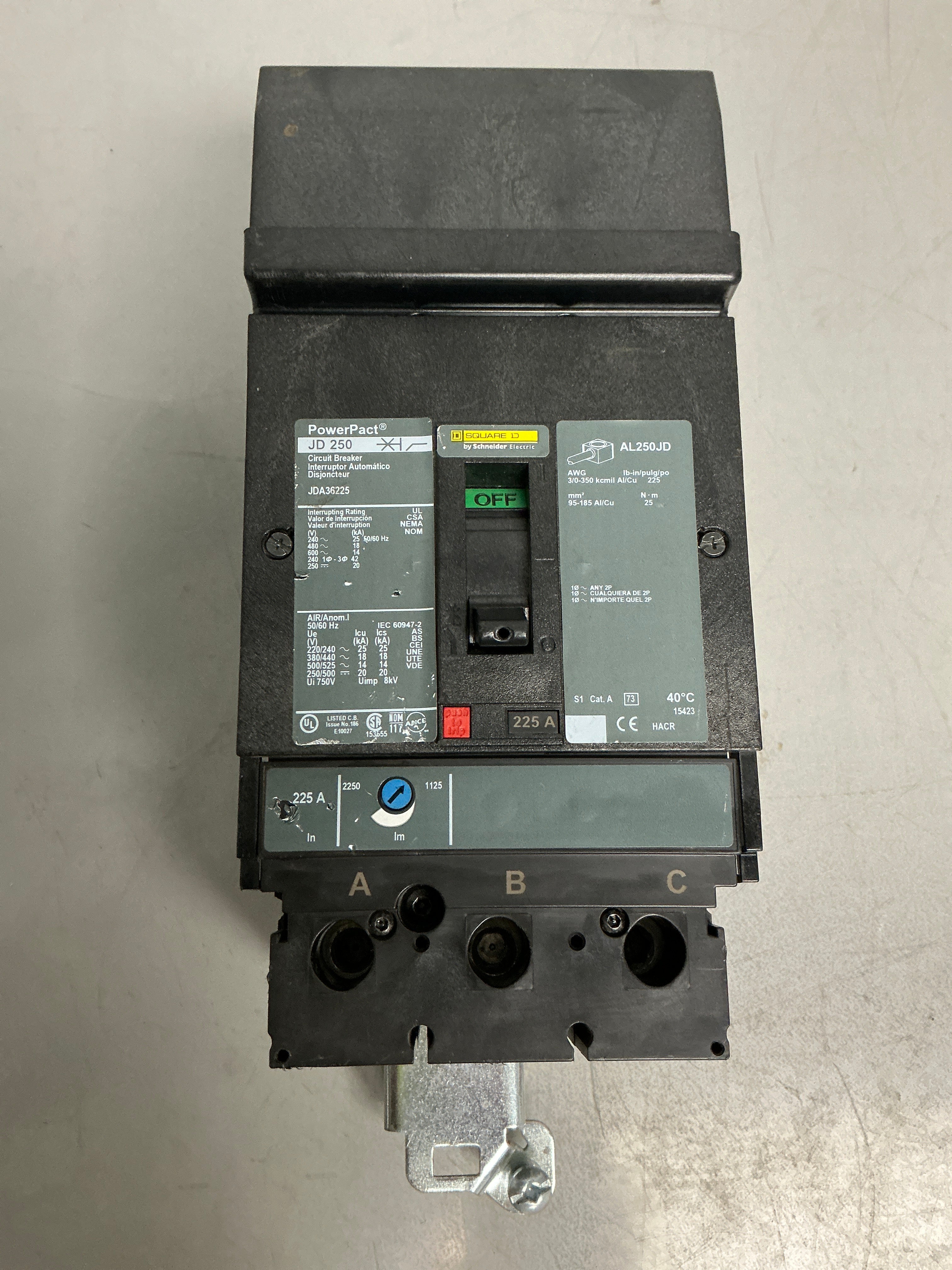 Used Squares D JDA36225 3 Pole, 225 Amps, 600 Volts
