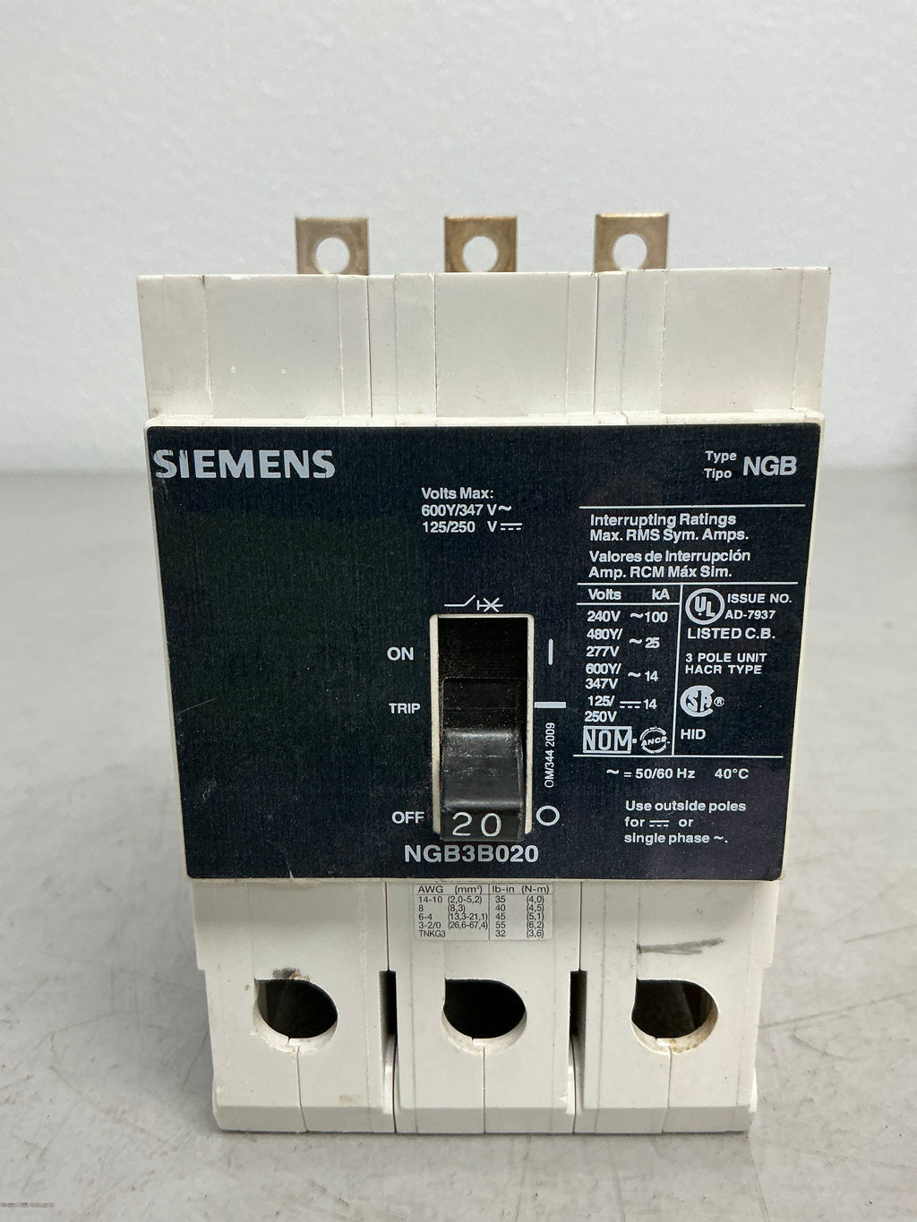 Used Siemens NGB3B020 3 Poles, 20 Amps, 480 Volts