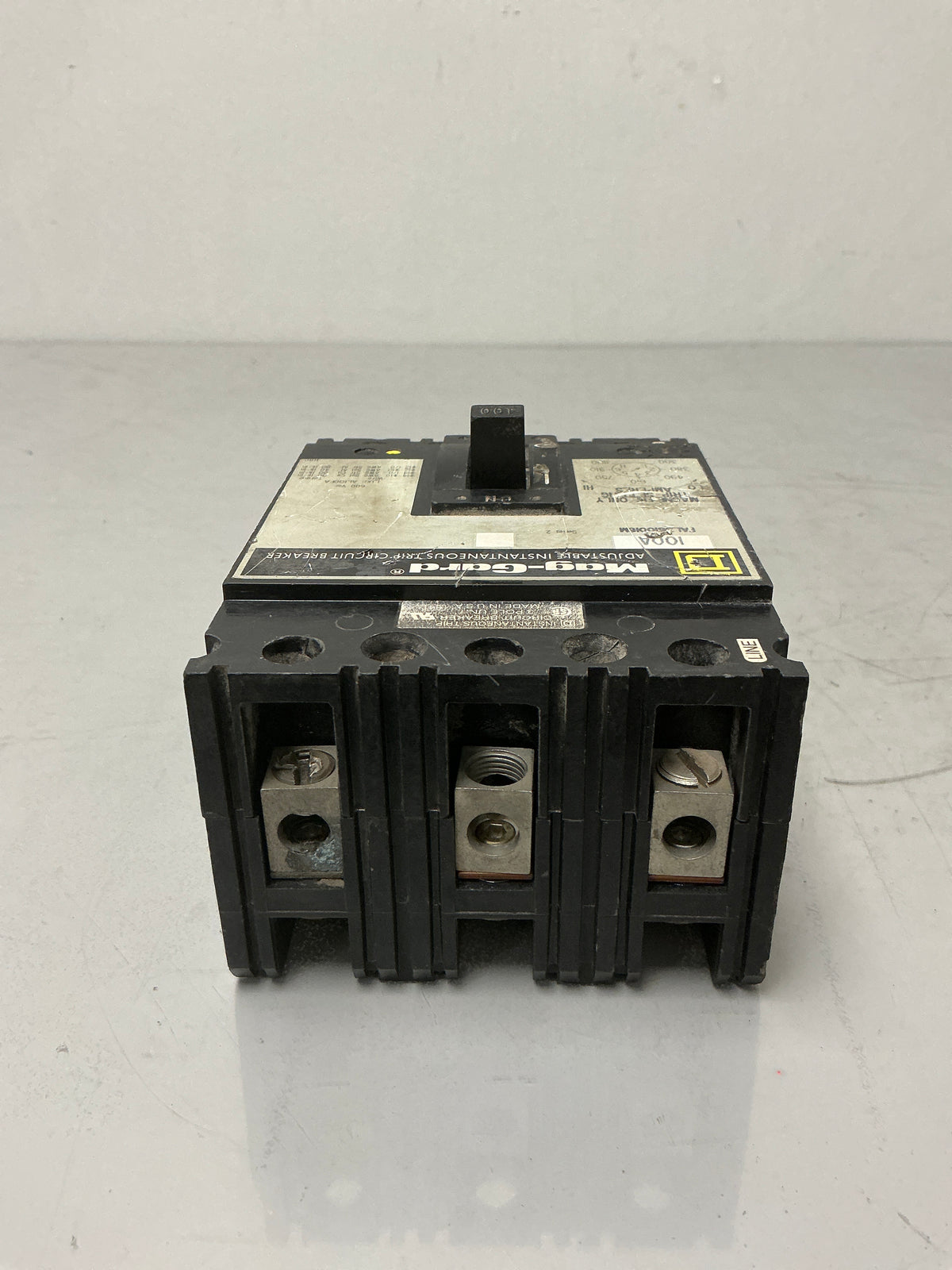 Used Square D FAL3610018M 3 Pole, 100 Amps, 600 Volts Circuit Breaker