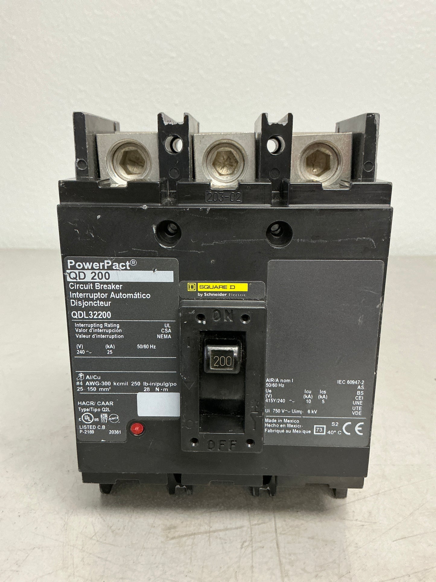 New Square D QDL32200 3 Pole, 200 Amps Circuit Breaker