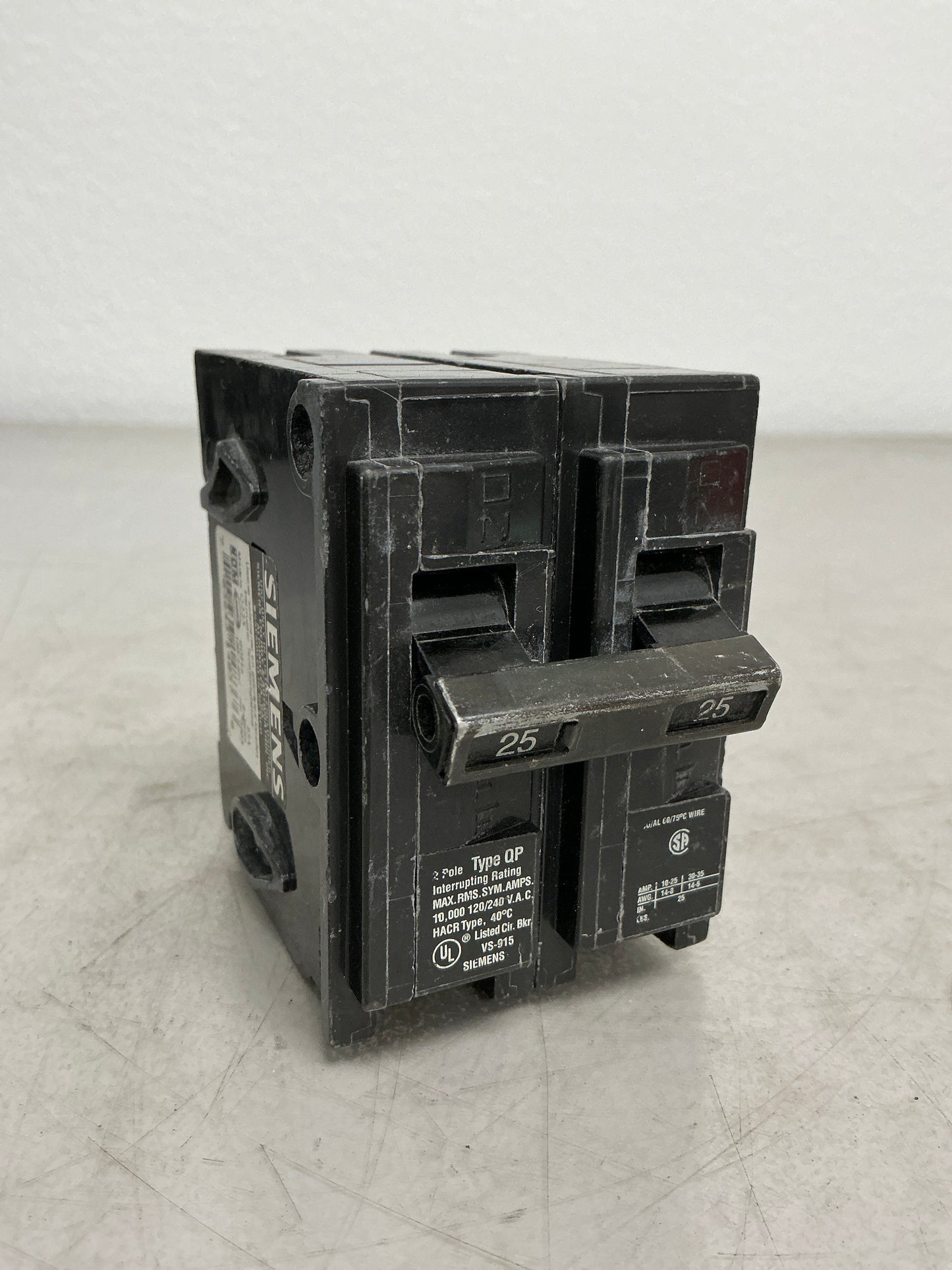 Used Siemens Q225 2 Pole, 25 Amps, 240 Volts