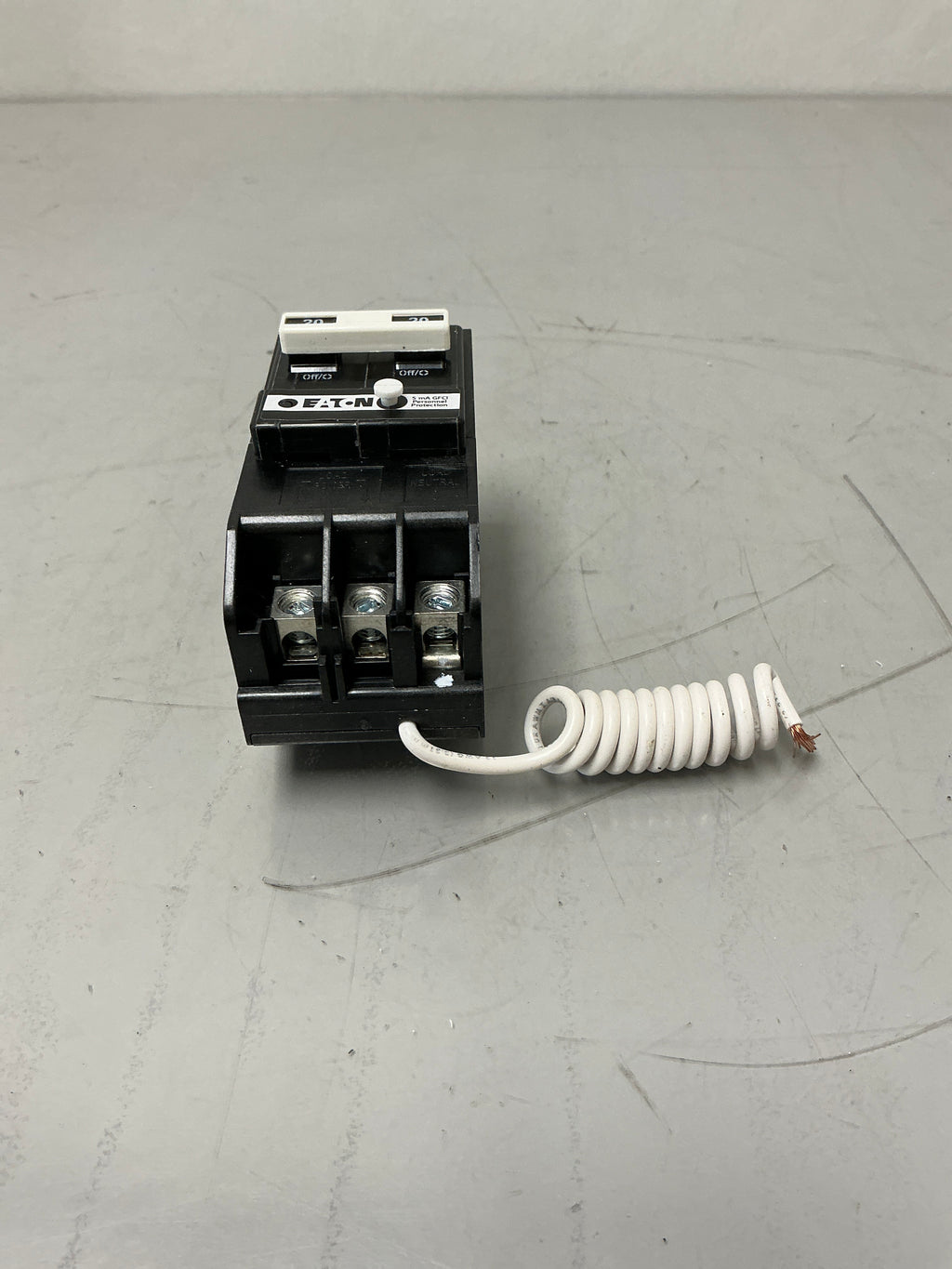 New Eaton BRN220GF 2 Pole, 20 Amps, 120/240 Volts Circuit Breaker