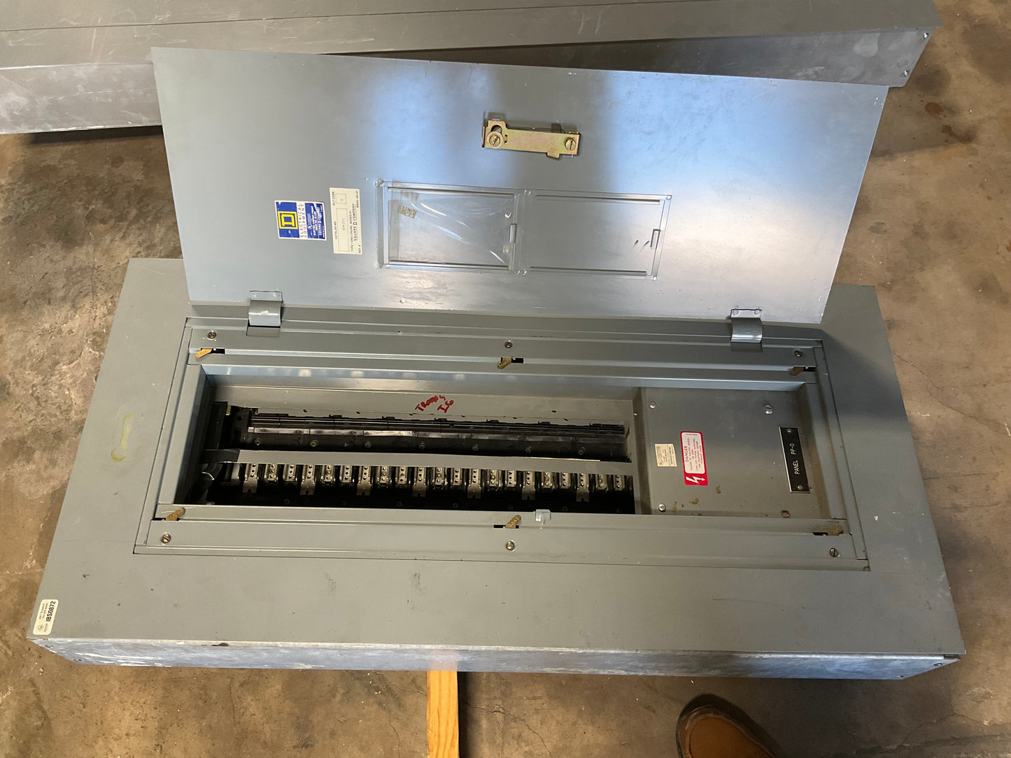 Used Square D Panelboard EHB Branch Breakers 480/277 Volt 30 Circuit (item#p7)