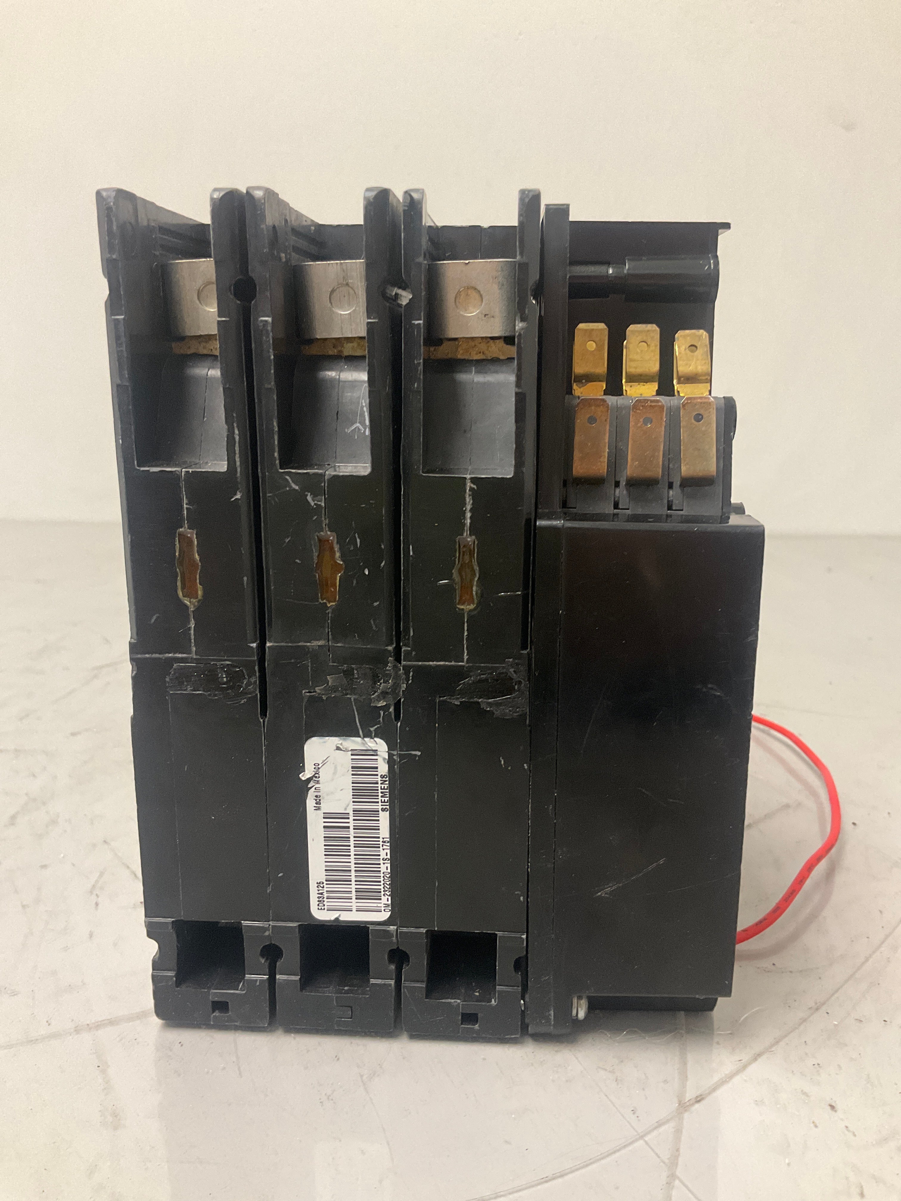 Used Siemens ED63A125 3 Pole, 125 Amps, 480 Volts Circuit Breaker