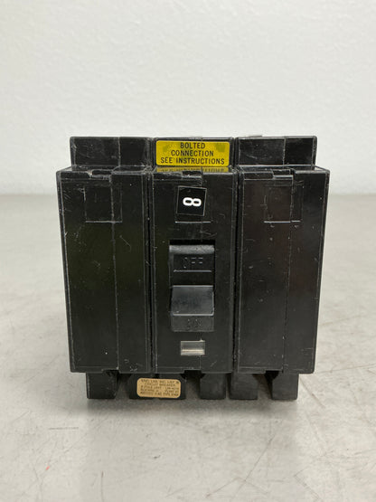 *CHIPPED* Used Square D EHB34030 3 Pole, 30 Amps,480 Volts