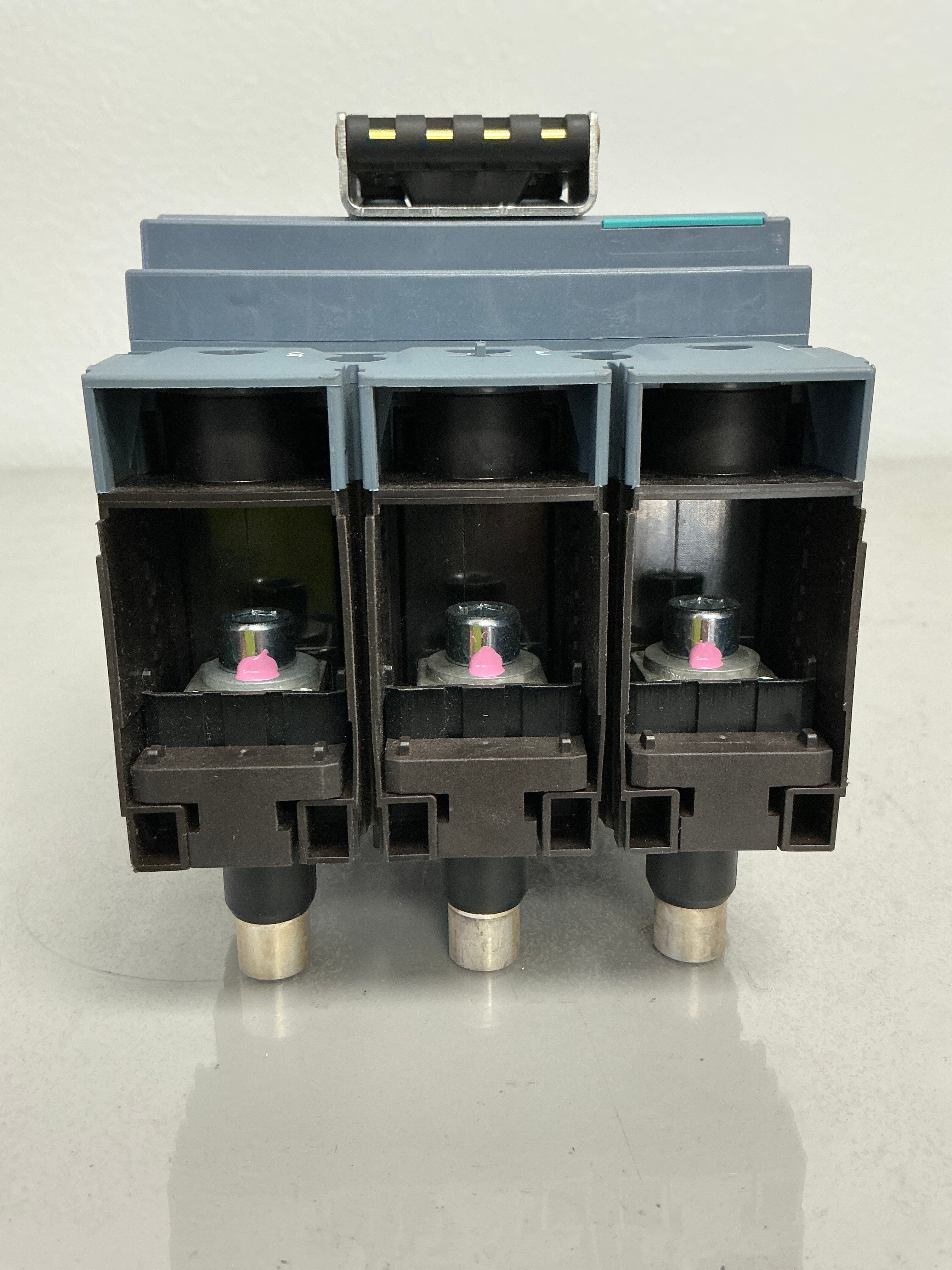 New Siemens 3VA6110-6HL31-0AA0 100 Amps, 3 Pole