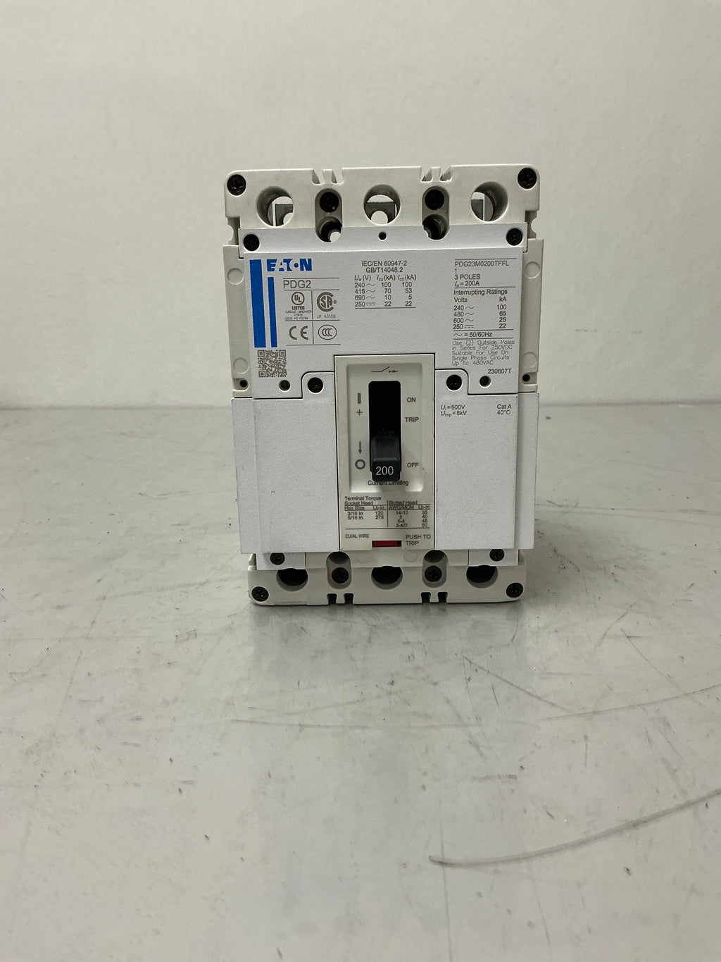 New Eaton PDG23M0200TFFL 3 Pole, 200 Amps, 600 Volts Circuit Breaker