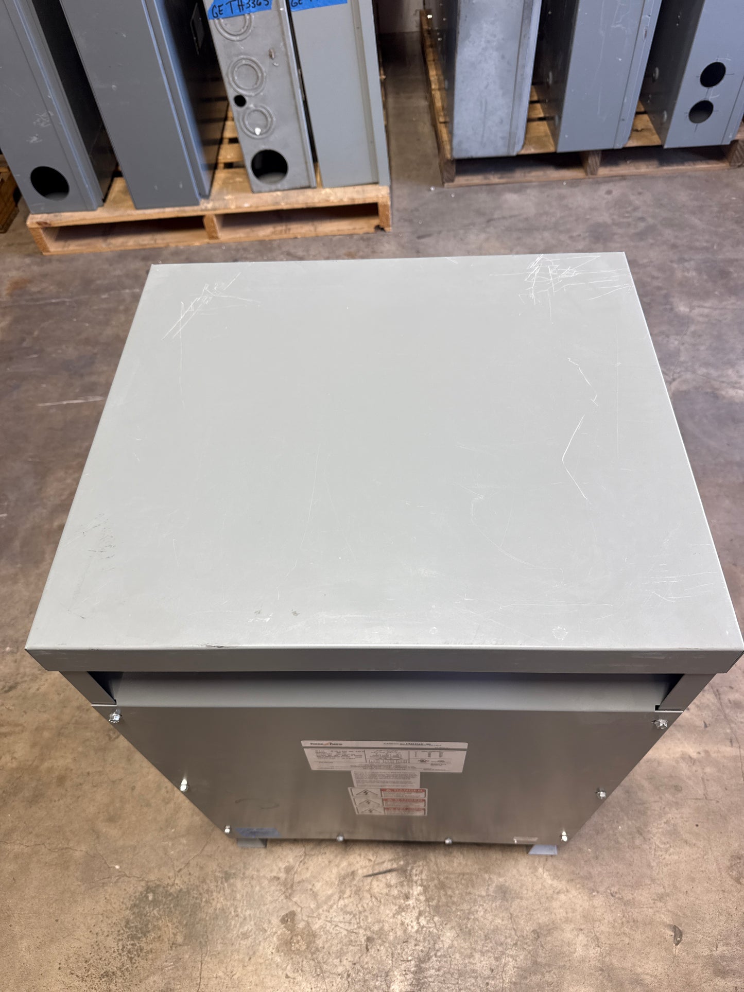 30 KVA Transformer, Primary 480, Seconday 240/120 Volt 3 Phase (item#t7)