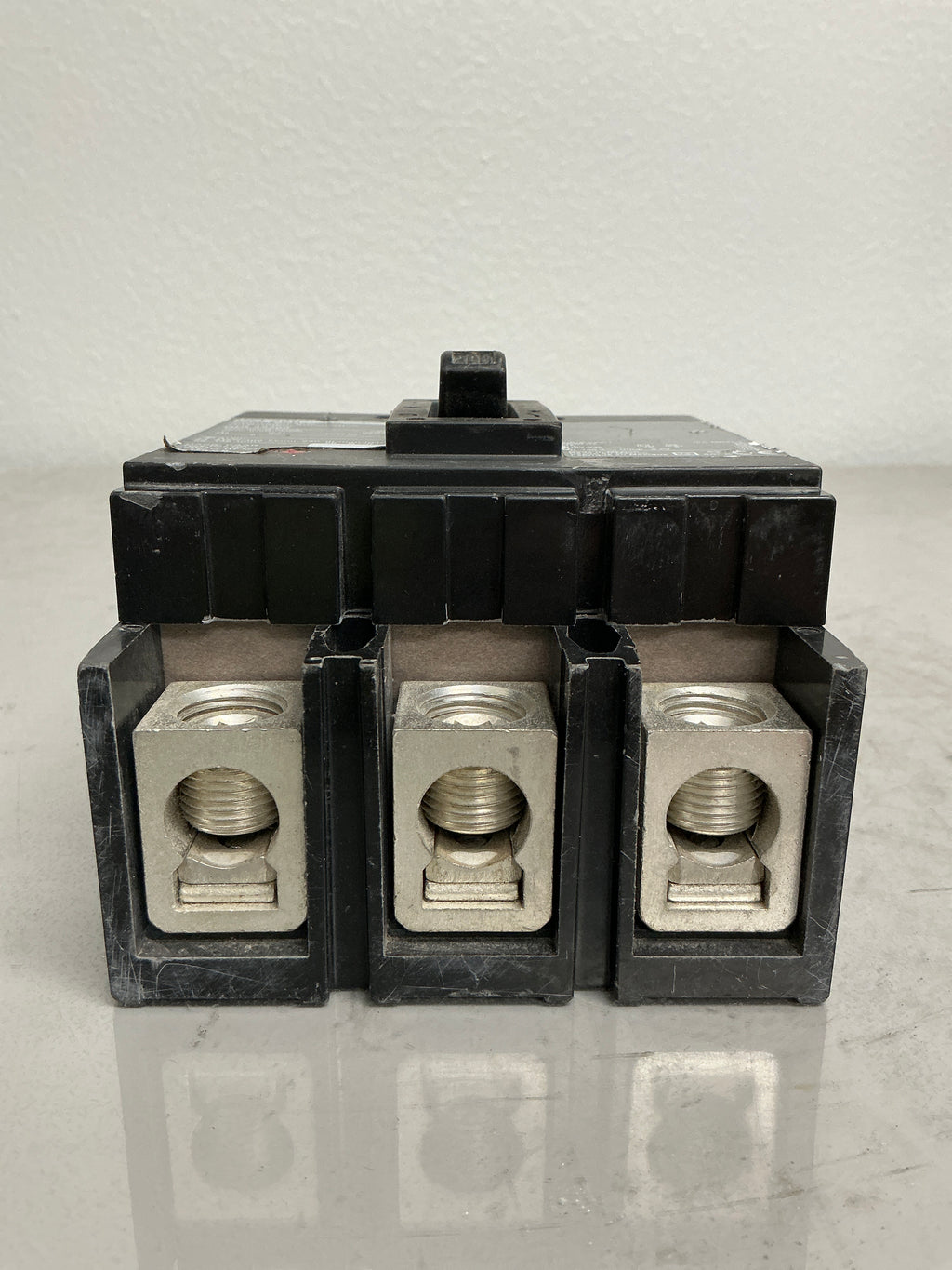 Used Square D QDL32200 3 Pole, 200 Amps, 240 Volts Breaker