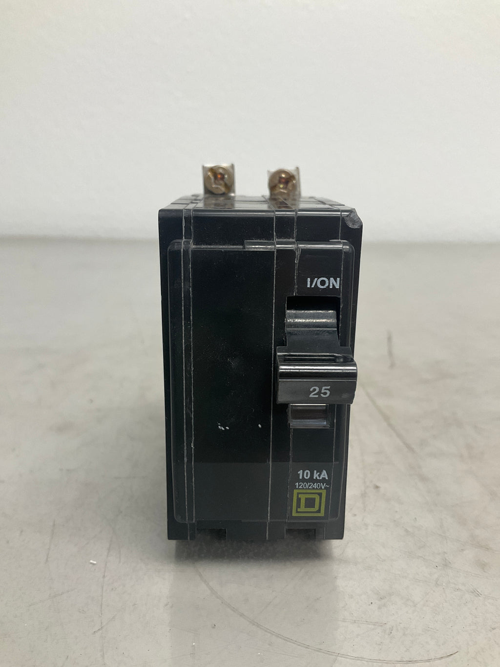 Used Square D QOB225 2 Pole, 25 Amps, 240 Volts