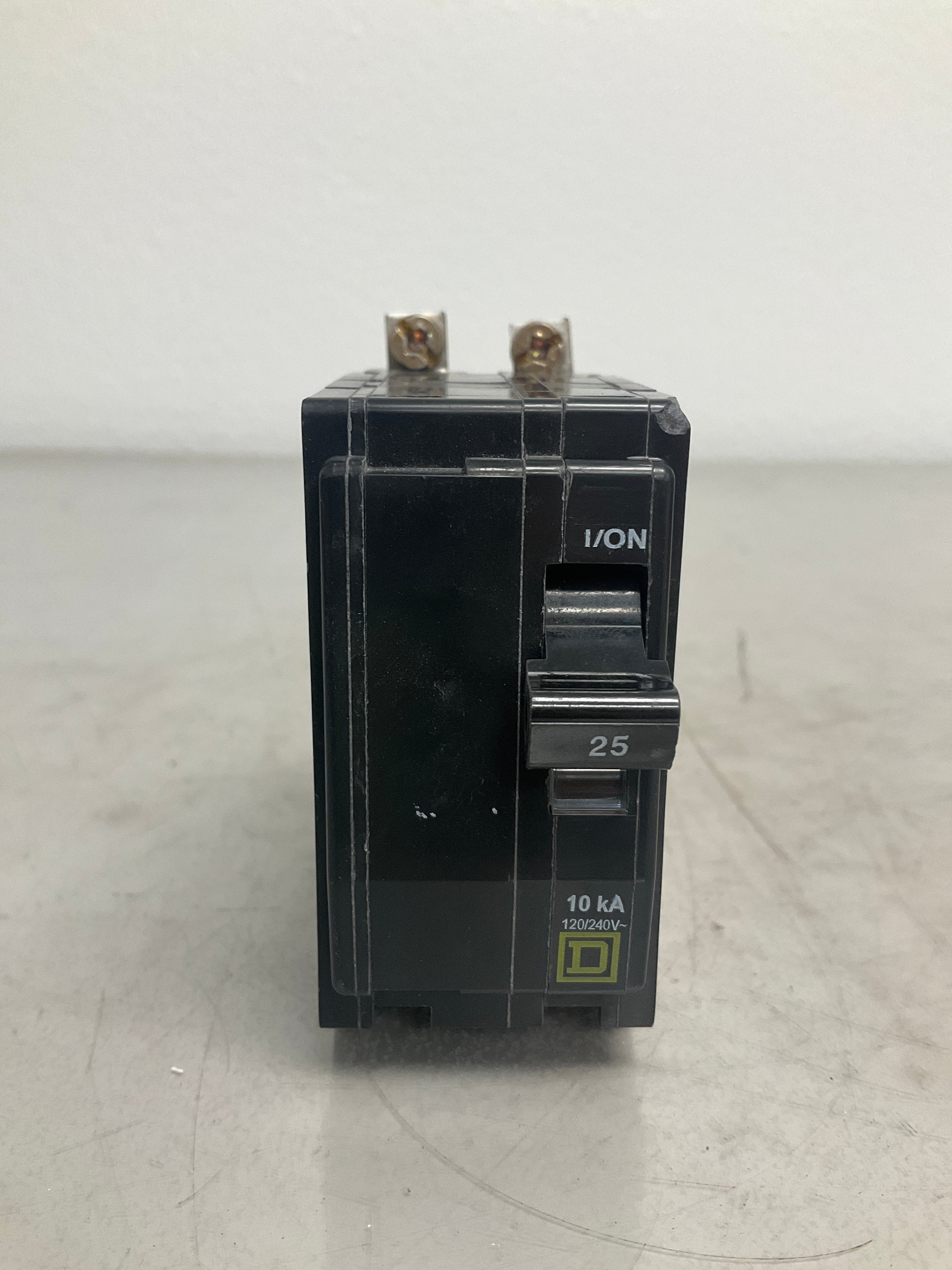 Used Square D QOB225 2 Pole, 25 Amps, 240 Volts