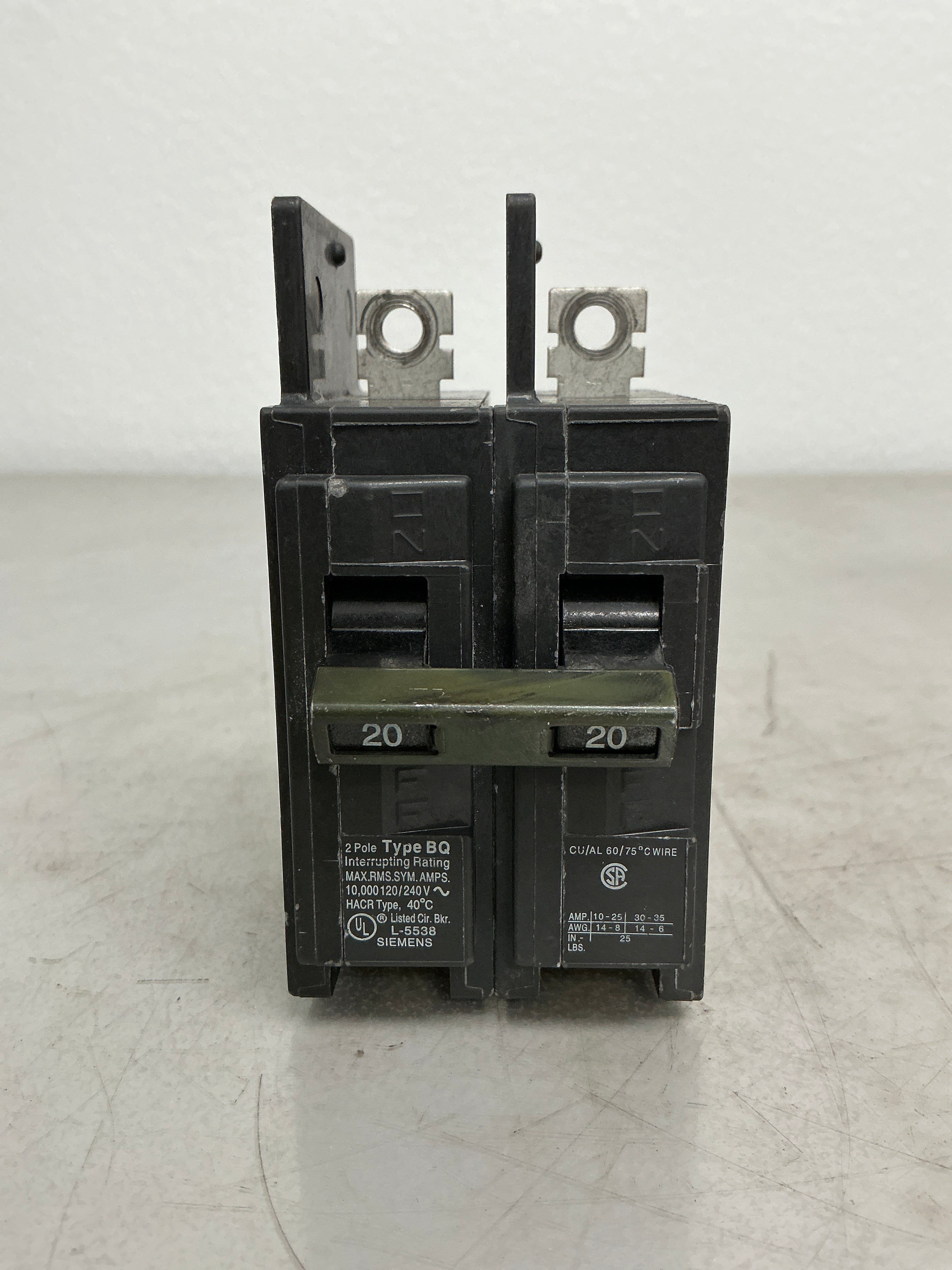 Used Siemens BQ2B020 2 Pole, 20 Amps, 240 Volts