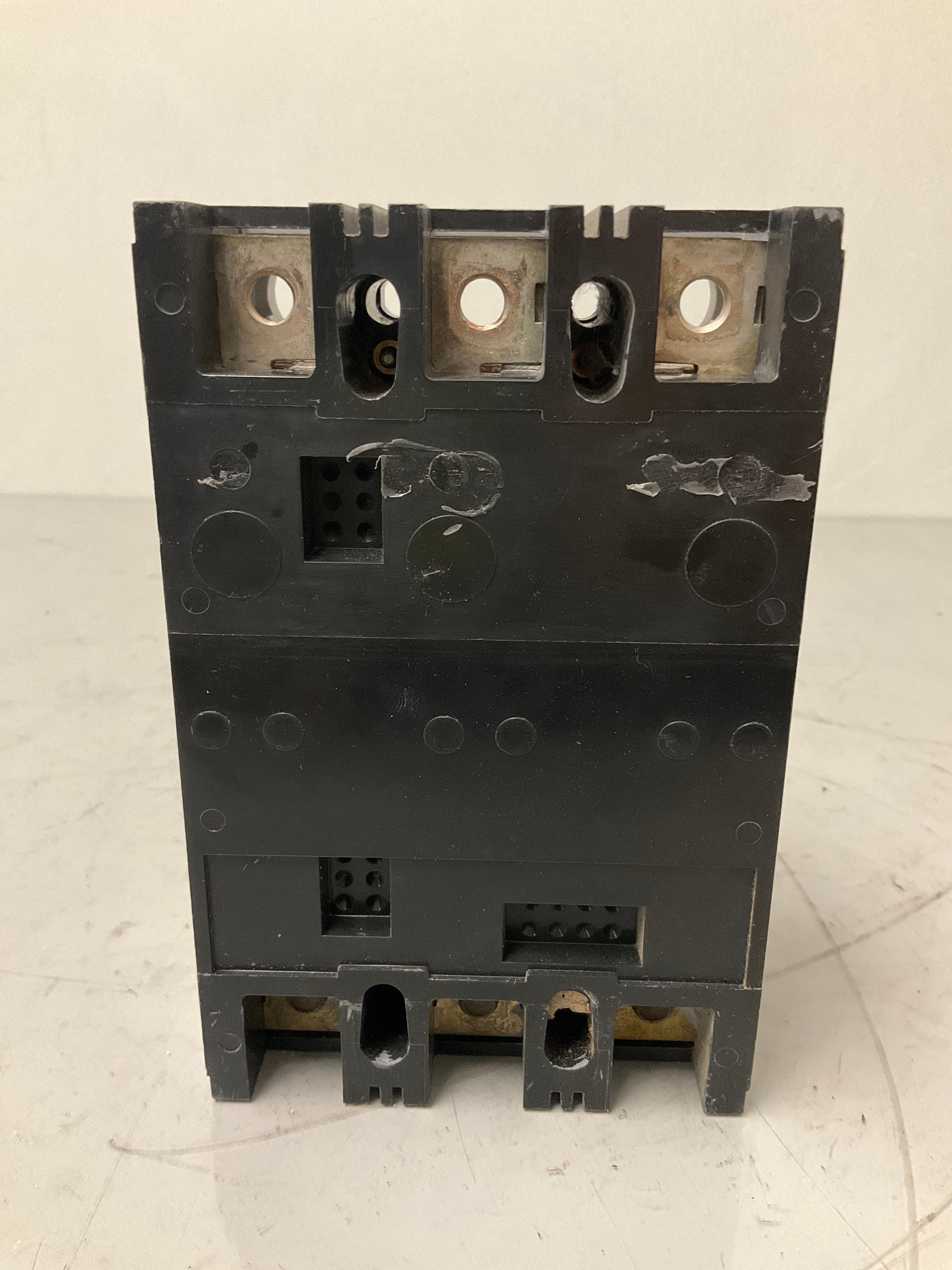 Used Siemens HQJ23B150H 3 Pole, 150 Amps, 240 Volts Circuit Breaker
