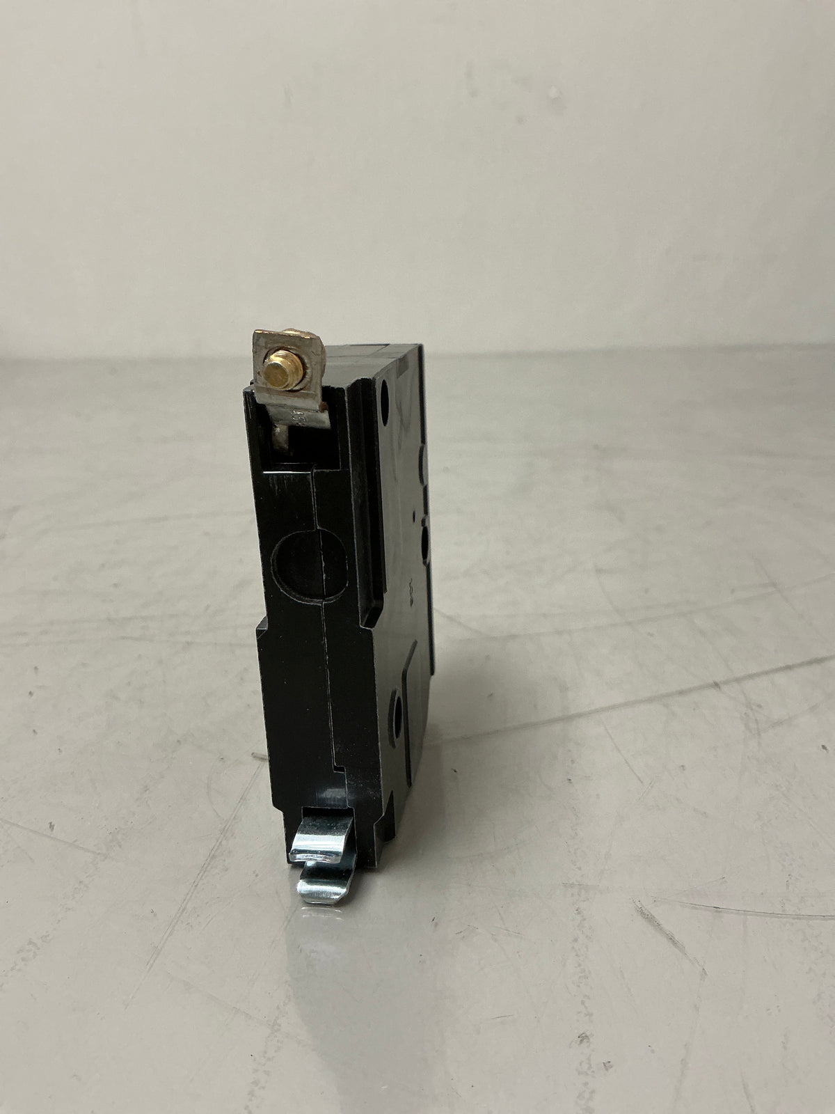 New Square D QOB130VH 1 Pole, 30 Amps, 240 Volts Circuit Breaker