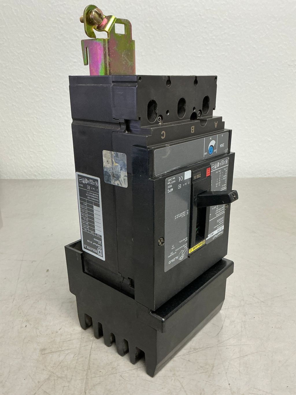 Used Square D JDA36250 3 Pole, 250 Amps, 600 Volts