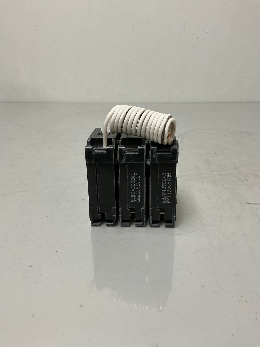 New Siemens Q26000S01 2 Pole, 60 Amps, 240 Volts Circuit Breaker