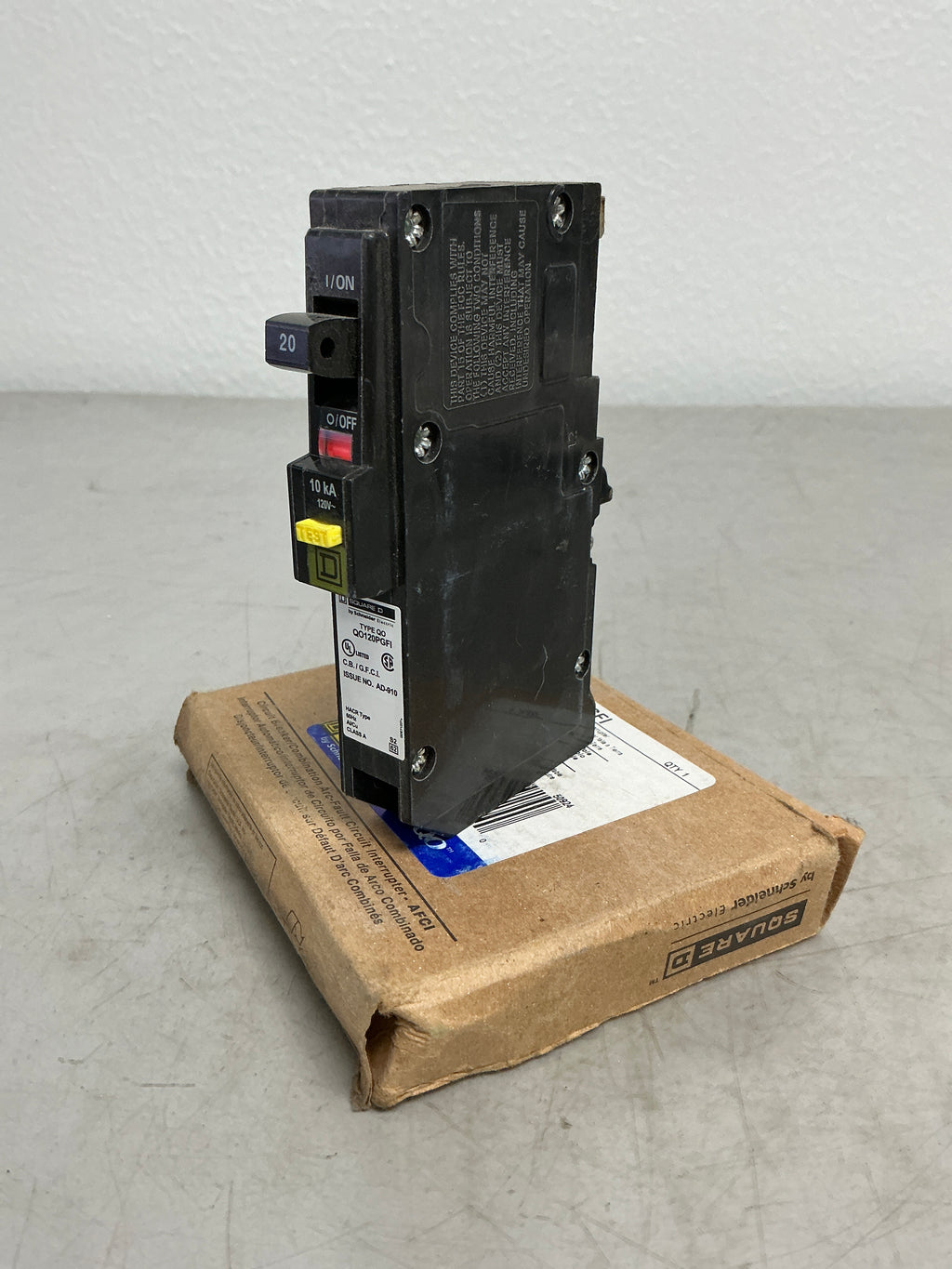 Used Square D QO120PGFI 1 Pole, 20 Amps, 240 Volts