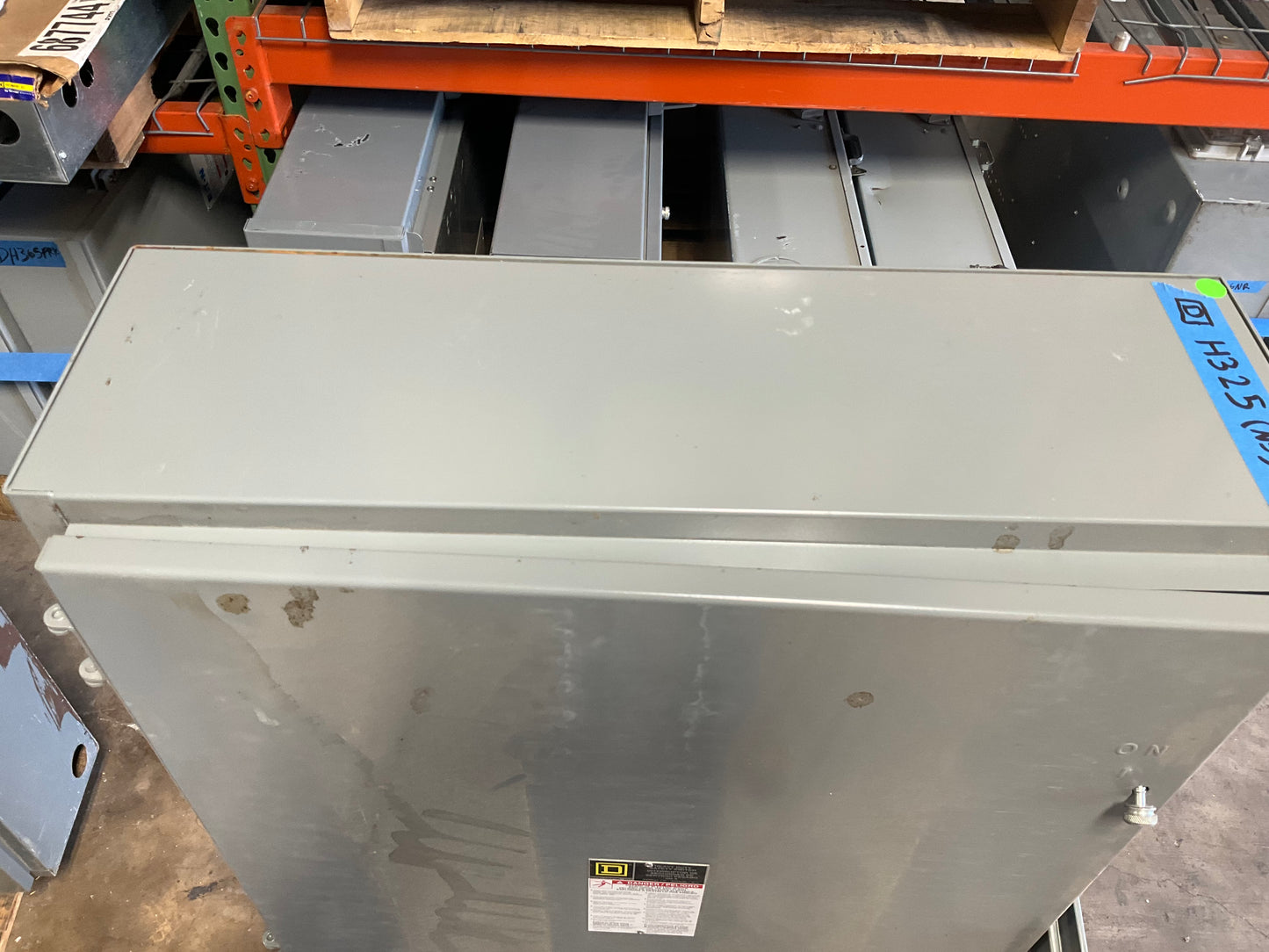 New Square D H325 Disconnect 400 Amp 240 Volt Fusible Indoor