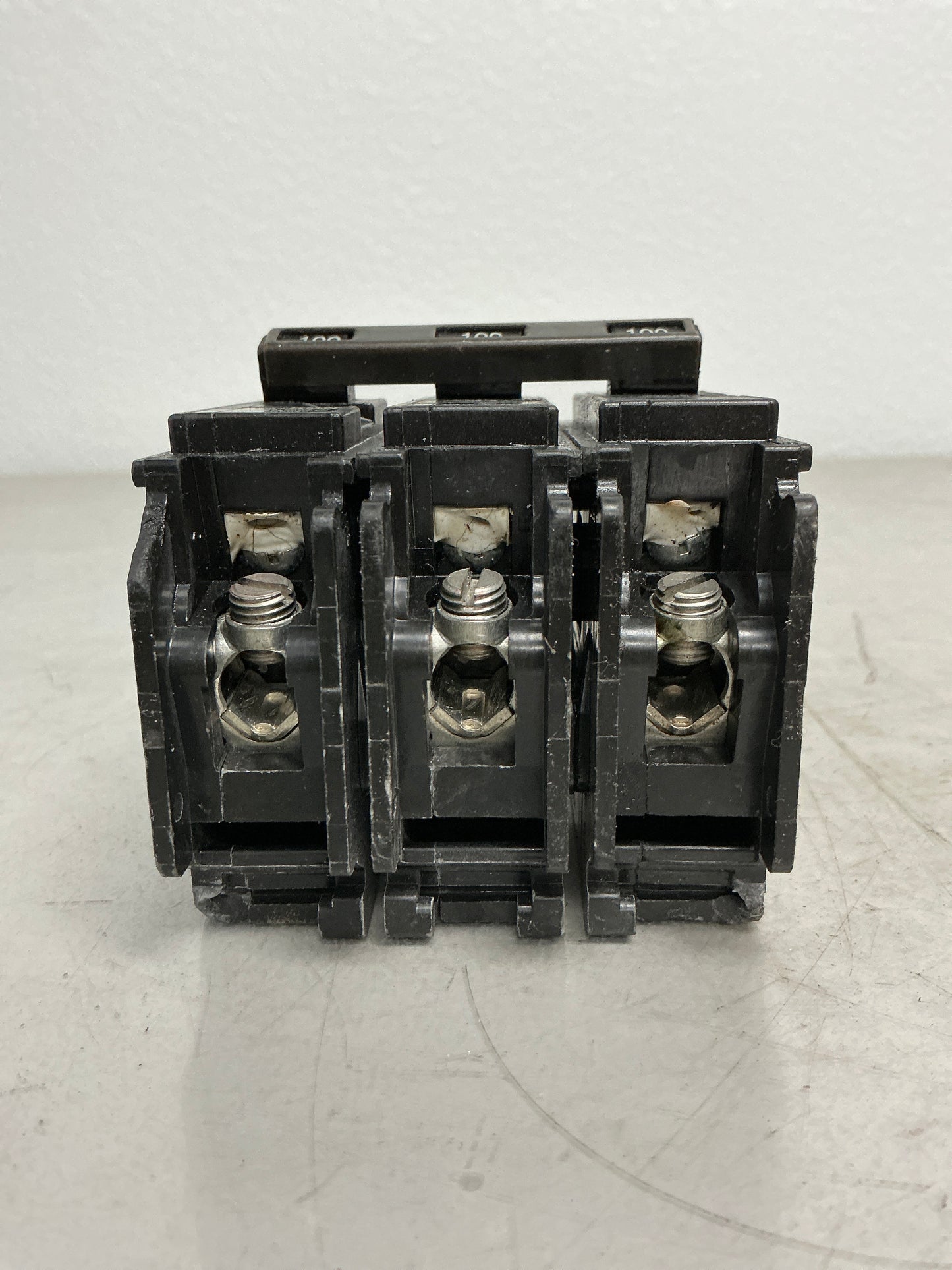 Used Siemens Q3100 3 Pole, 100 Amps, 240 Volts