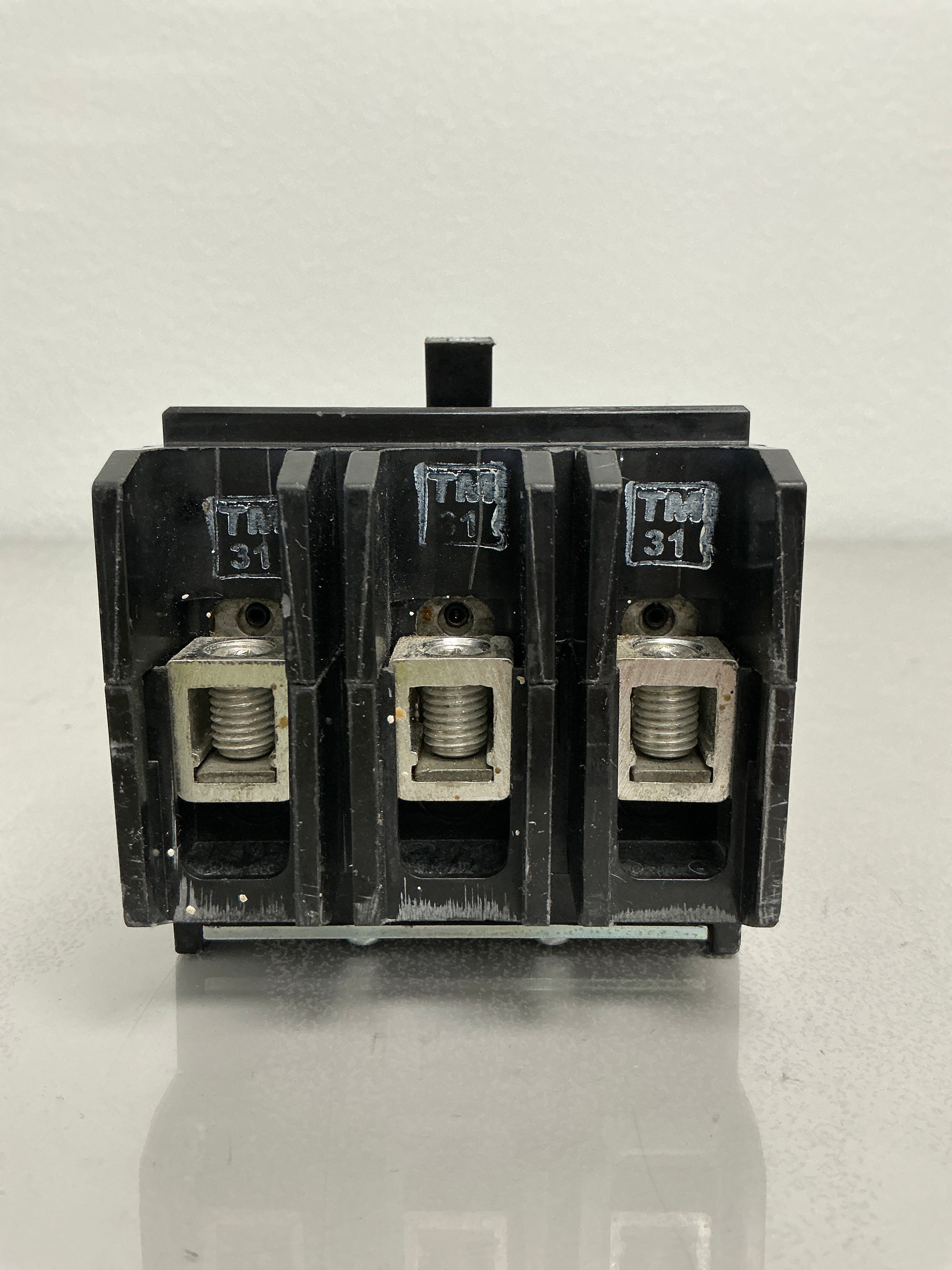Used GHB3030 3 Pole, 30 Amps, 480 Volts