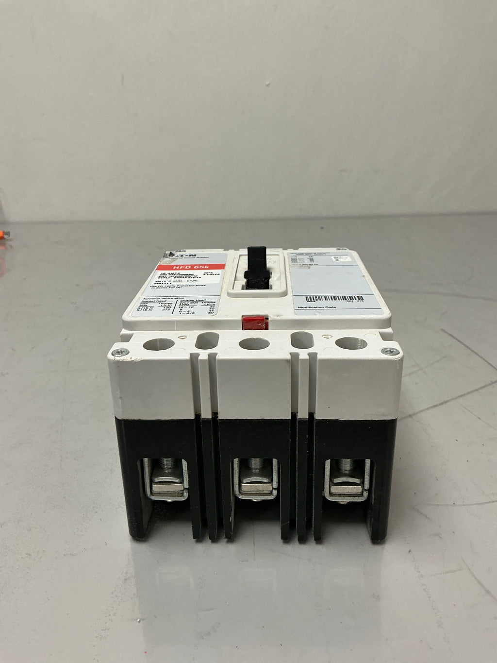 New Eaton HFD3070BP10 3Pole, 70Amps, 600 Volts Circuit Breaker