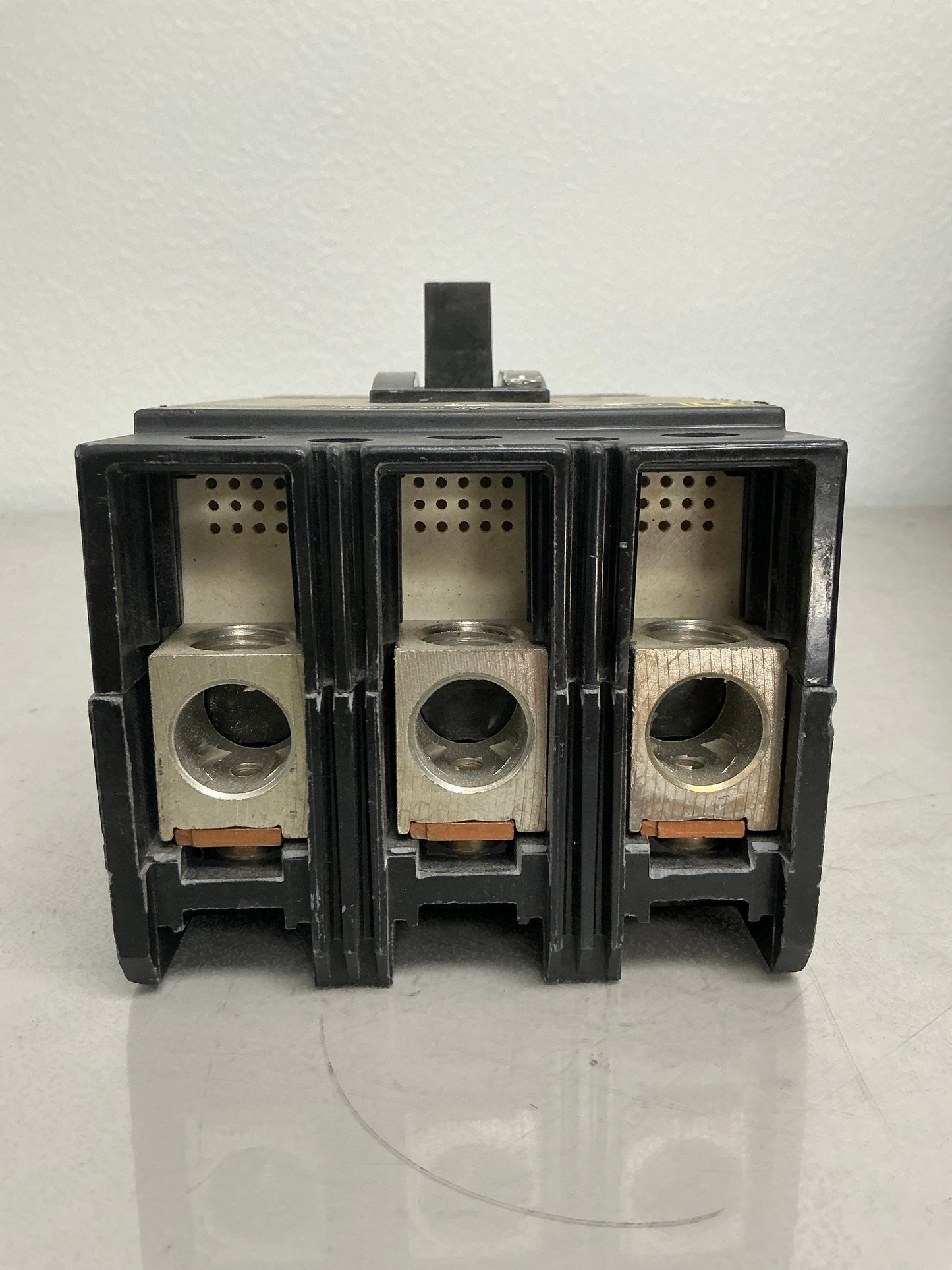 Used Square D KAL36225 3 Pole, 225 Amps, 600 Volts