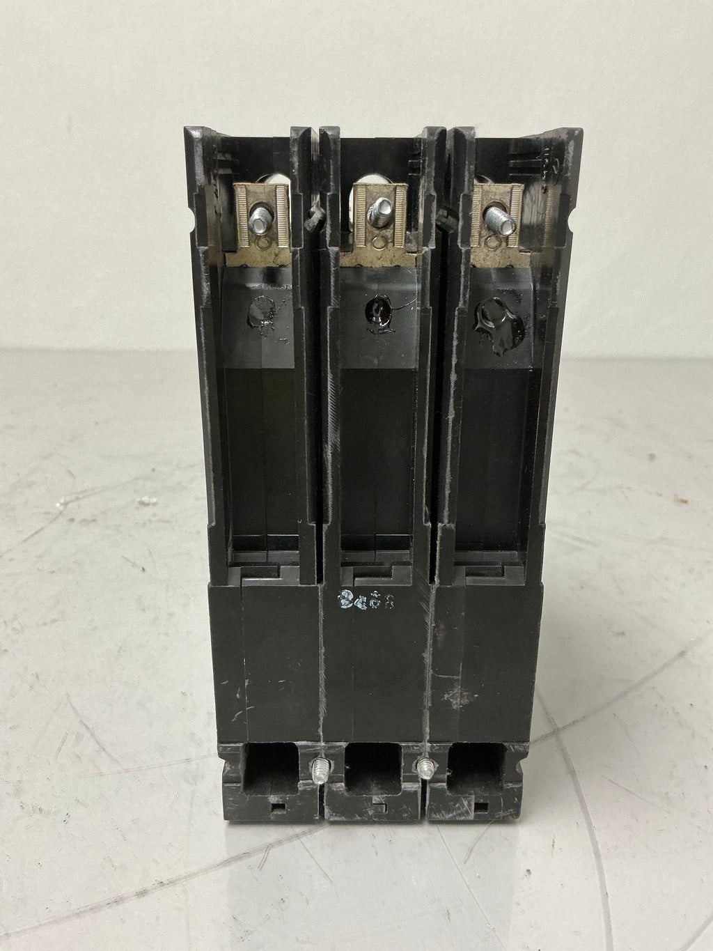 Used Siemens ED43B125 3 Pole, 125 Amps, 480 Volts Circuit Breaker