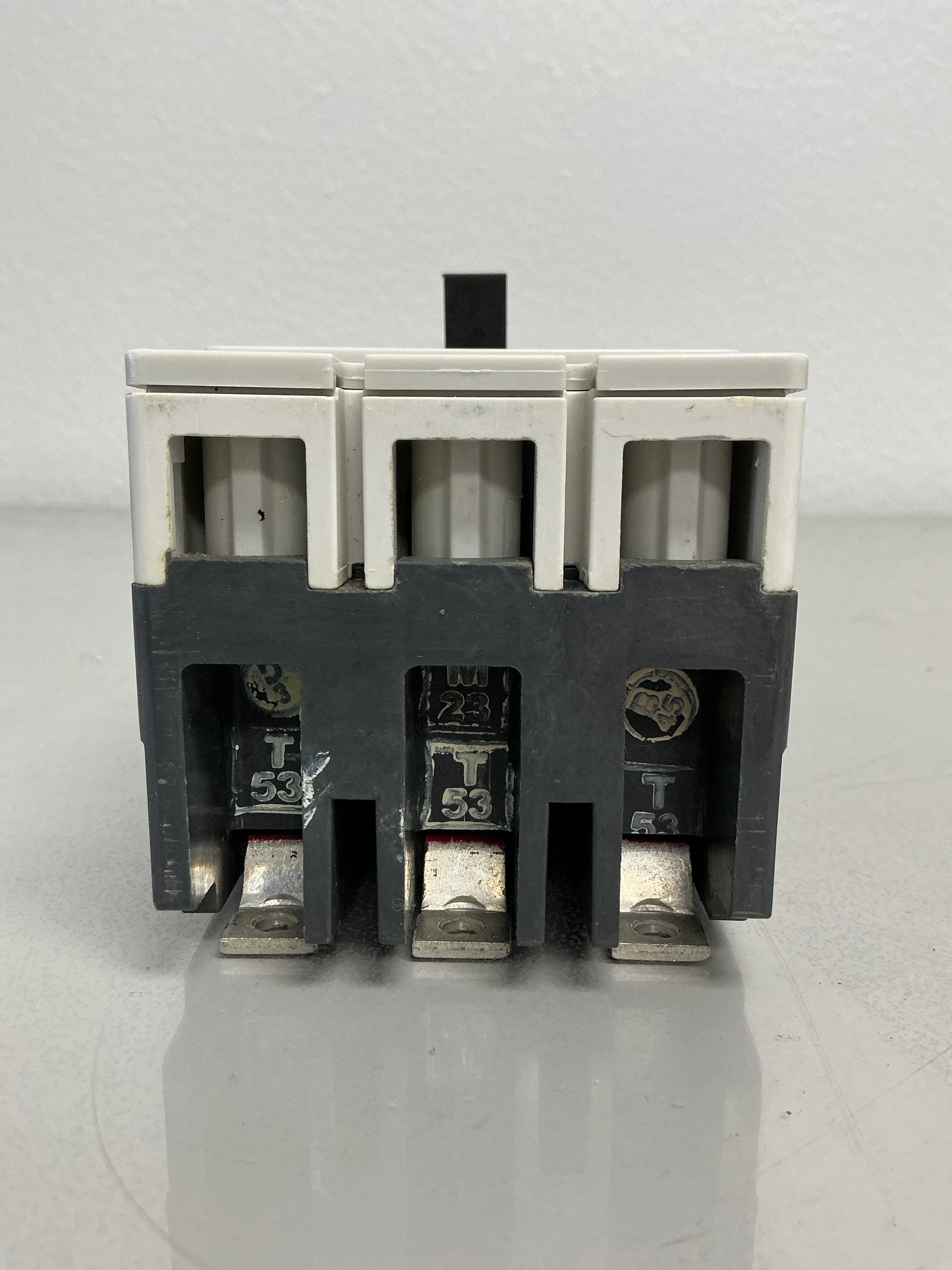 New Siemens HEB3B080B 80 Amps, 3 Pole, 480 Volts