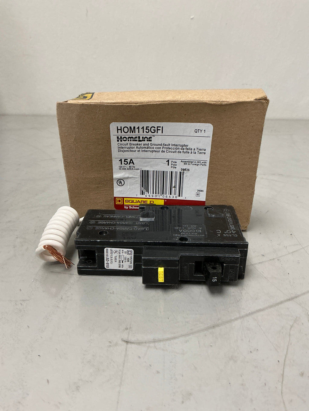 New Square D HOM115GFI 1 Pole, 15 Amps, 120 Volts Circuit Breaker
