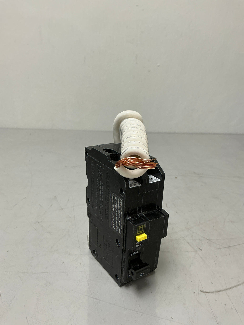 New Square D QO240GFI 2 Poles, 40 Amps, 240 Volts Circuit Breaker