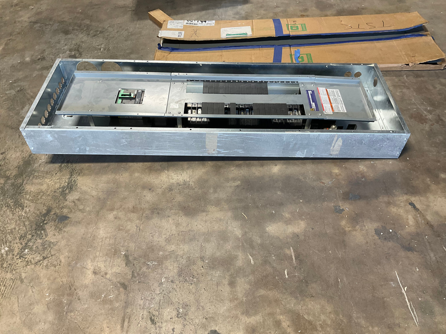 Square D Panelboard 250 Amp 480/277 Volt 3 Phase 4 Wire Main Breaker 42 Circuit (item#p18)