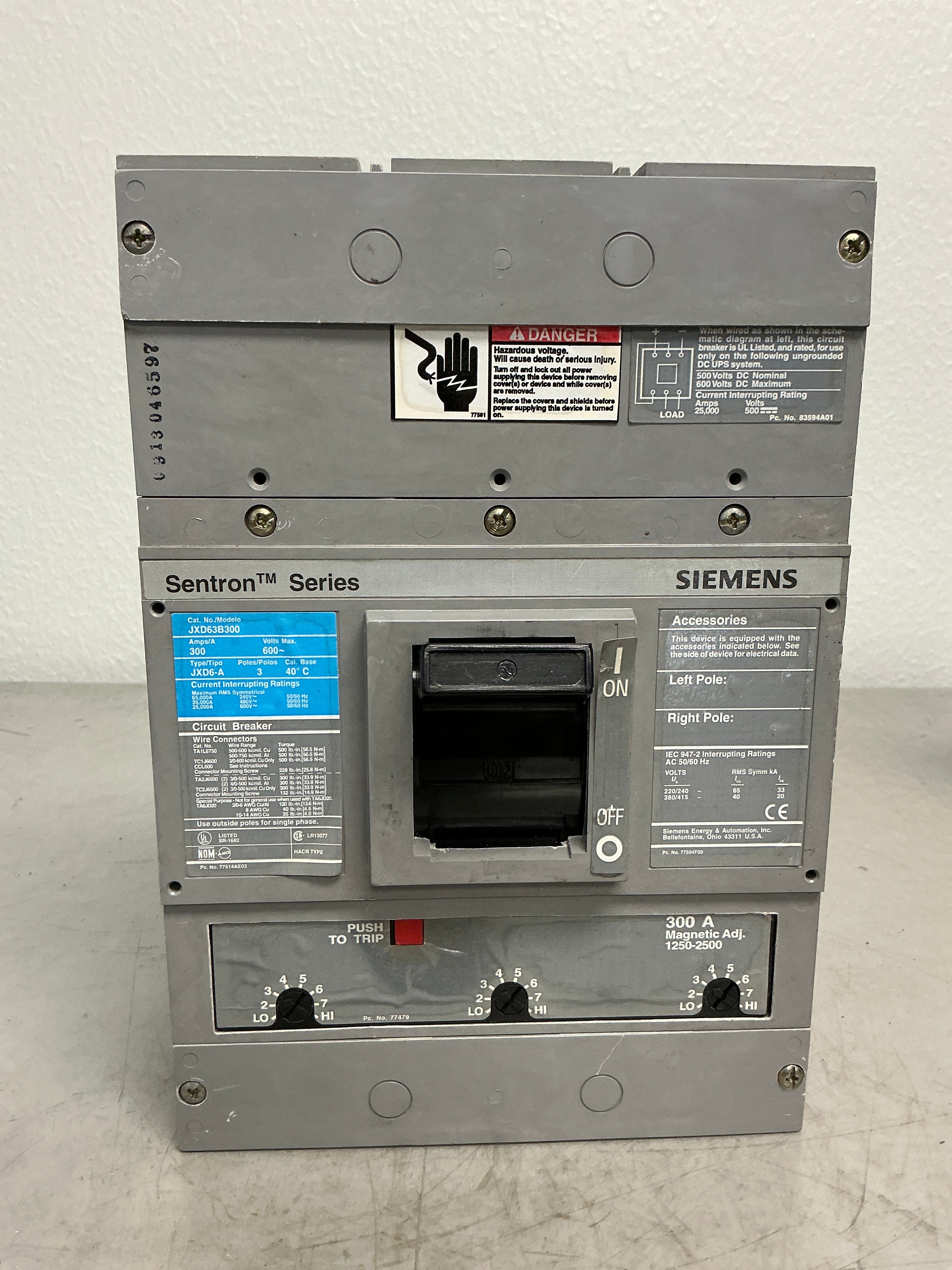 Used Siemens JXD63B300 3 Pole, 300 Amps, 600 Volts Circuit Breaker