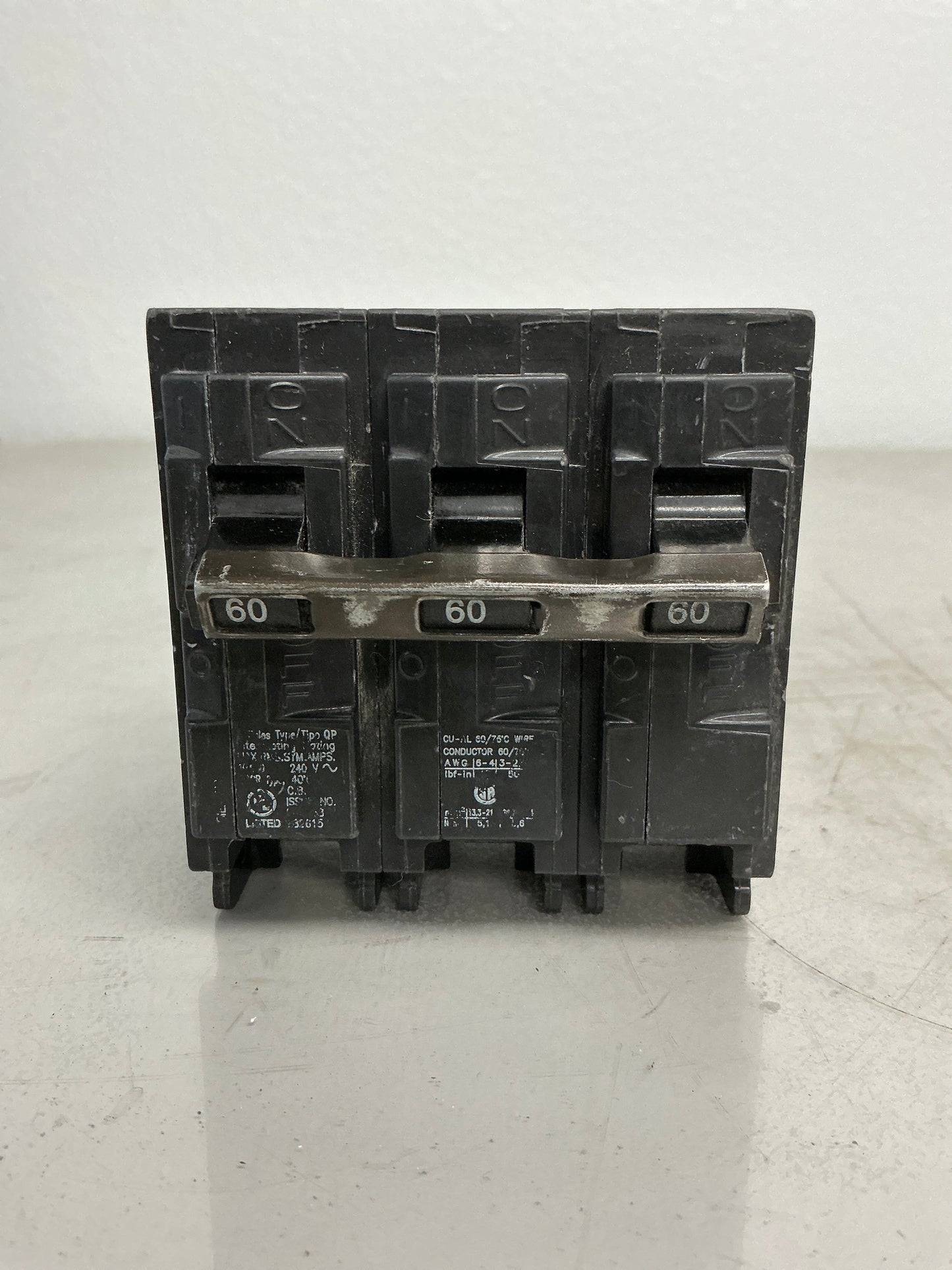 *CHIPPED* Used Q360 3 Pole, 60 Amps, 240 Volts