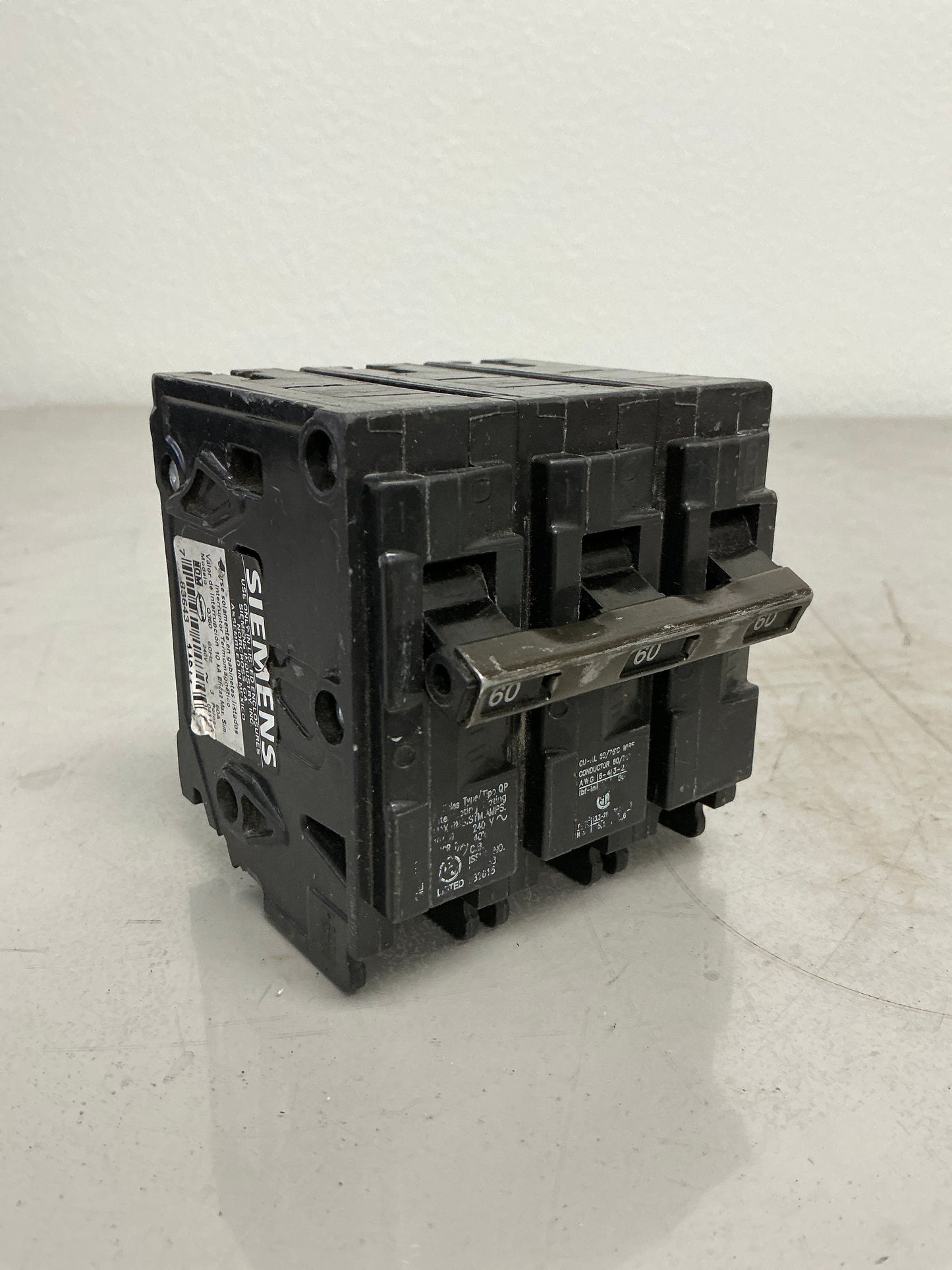 *CHIPPED* Used Q360 3 Pole, 60 Amps, 240 Volts