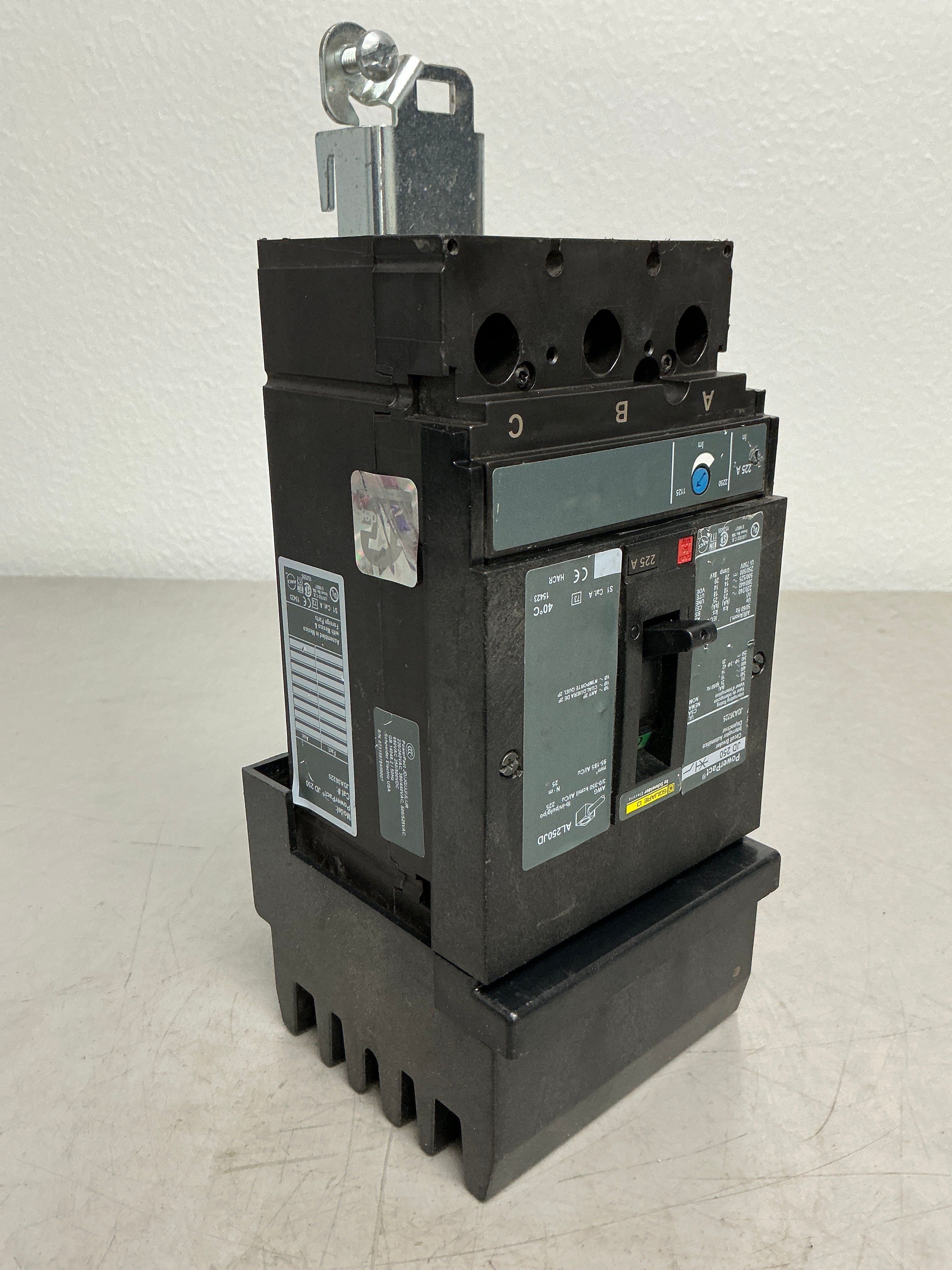 Used Squares D JDA36225 3 Pole, 225 Amps, 600 Volts