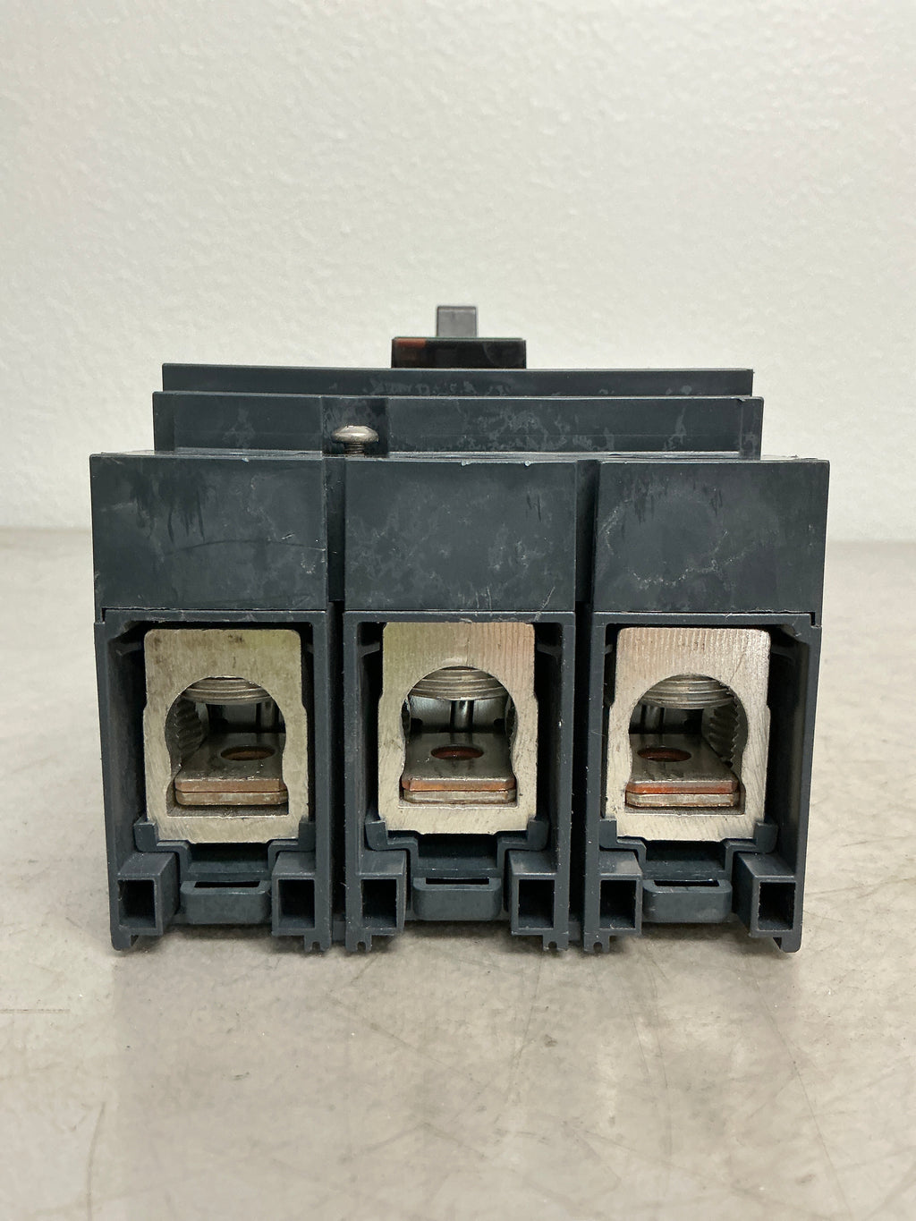 Used Square D JJL36200LY 3 Pole, 200 Amps, Circuit Breaker